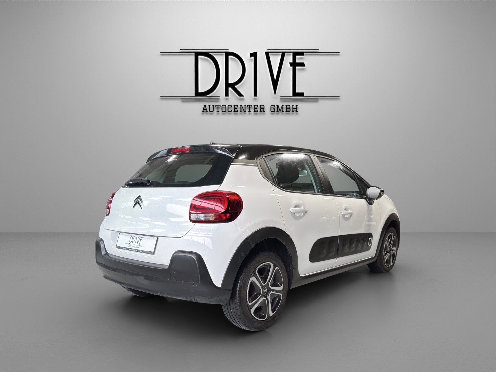 CITROEN C3 1.2i PureTech Shine EAT6, Benzin, Occasion / Gebraucht, Automatik - 5