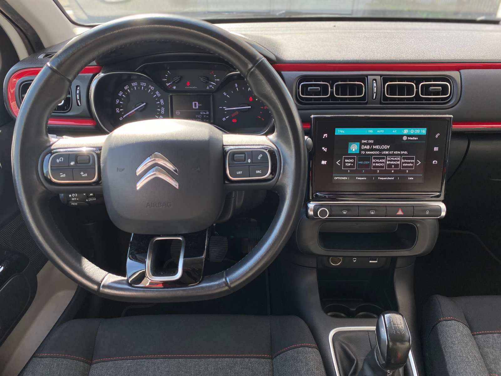 CITROEN C3 1.2i PureTech Shine, Petrol, Second hand / Used, Manual - 6