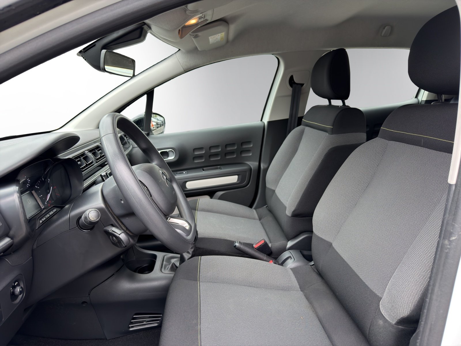 CITROEN C3 1.2i PureTech Feel, Benzin, Occasion / Gebraucht, Handschaltung - 7