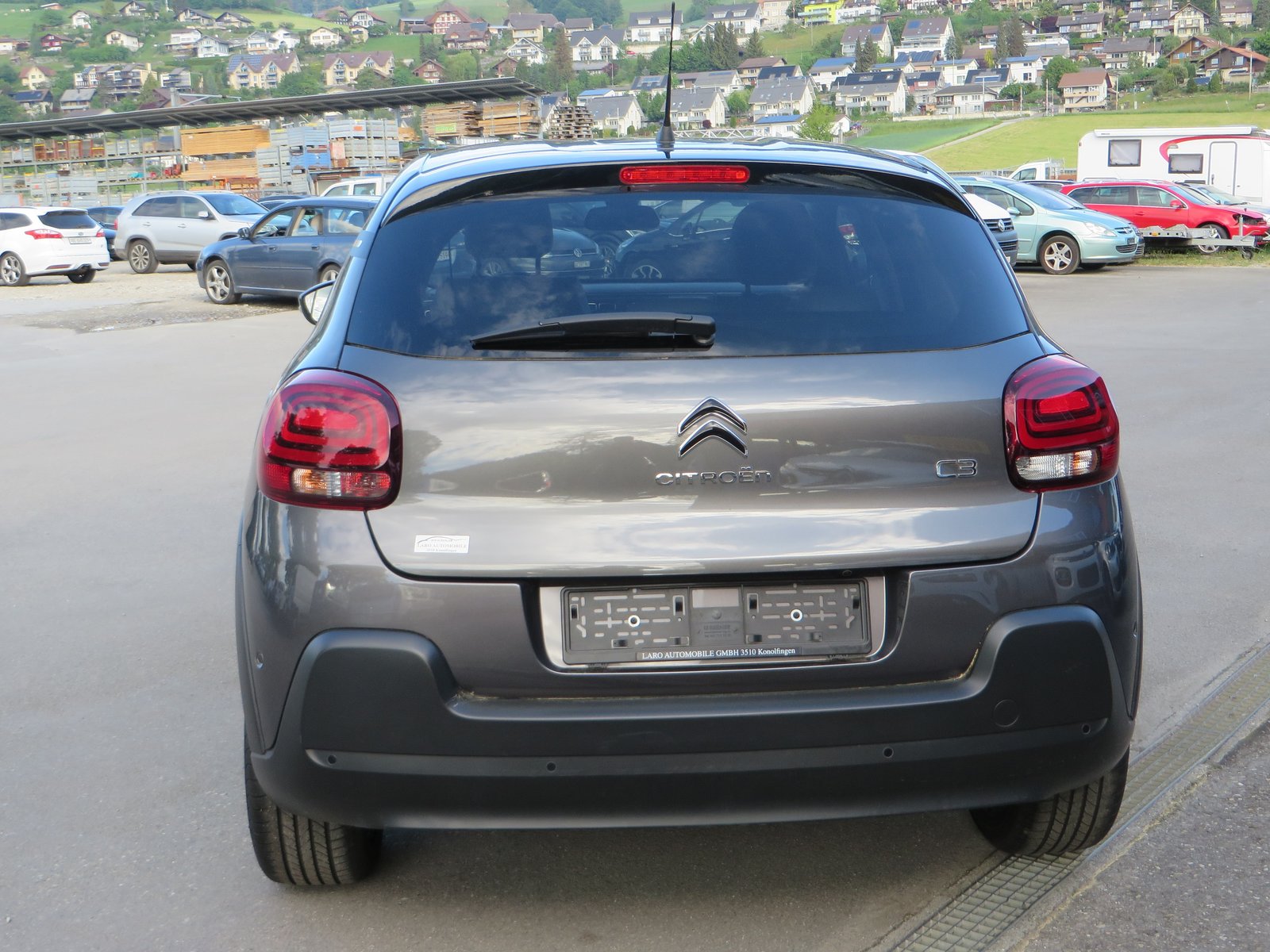 CITROEN C3 1.2i PureTech Shine EAT6, Petrol, Second hand / Used, Automatic - 4