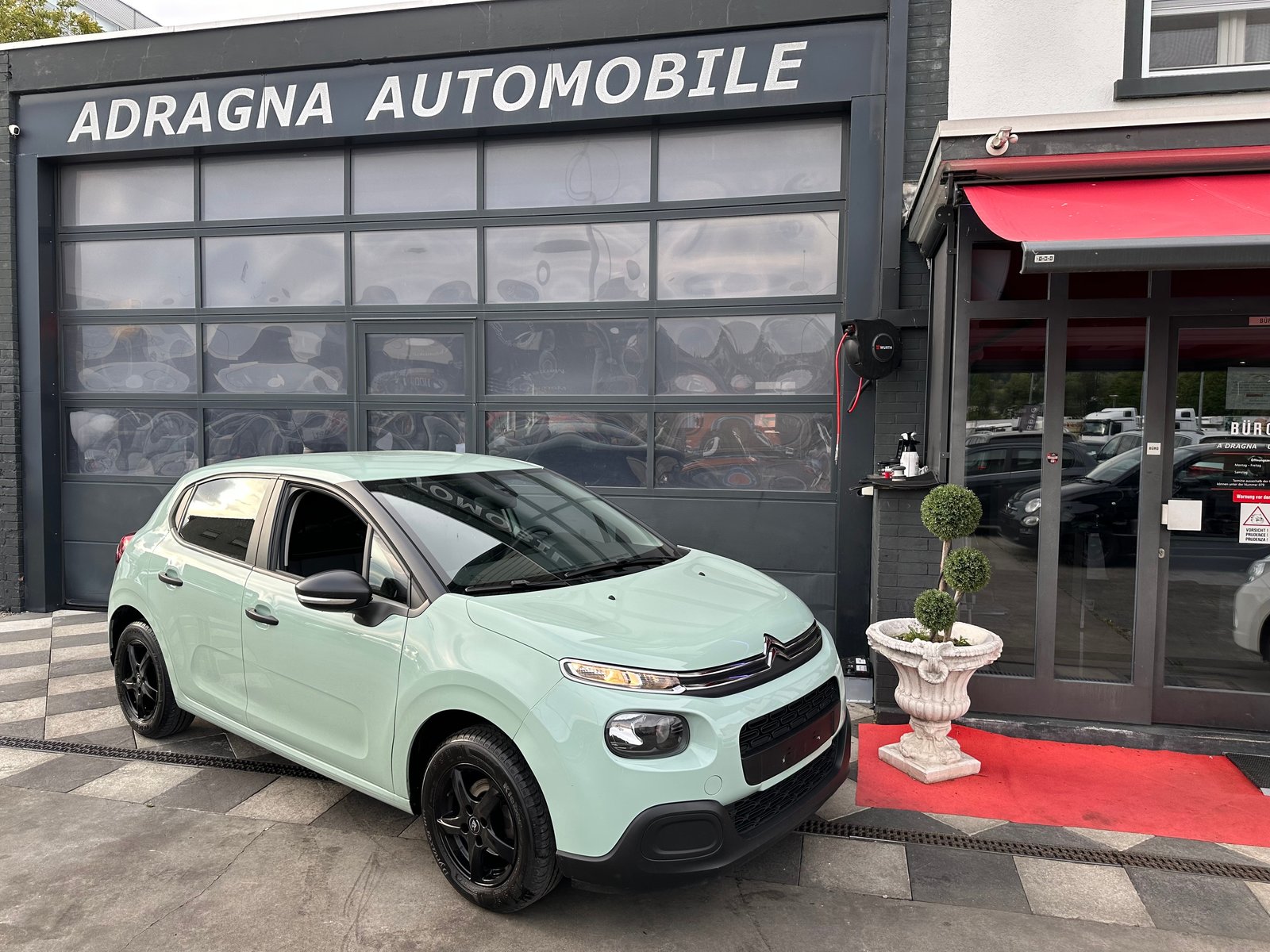 CITROEN C3 1.2i PureTech Live, Petrol, Second hand / Used, Manual - 2