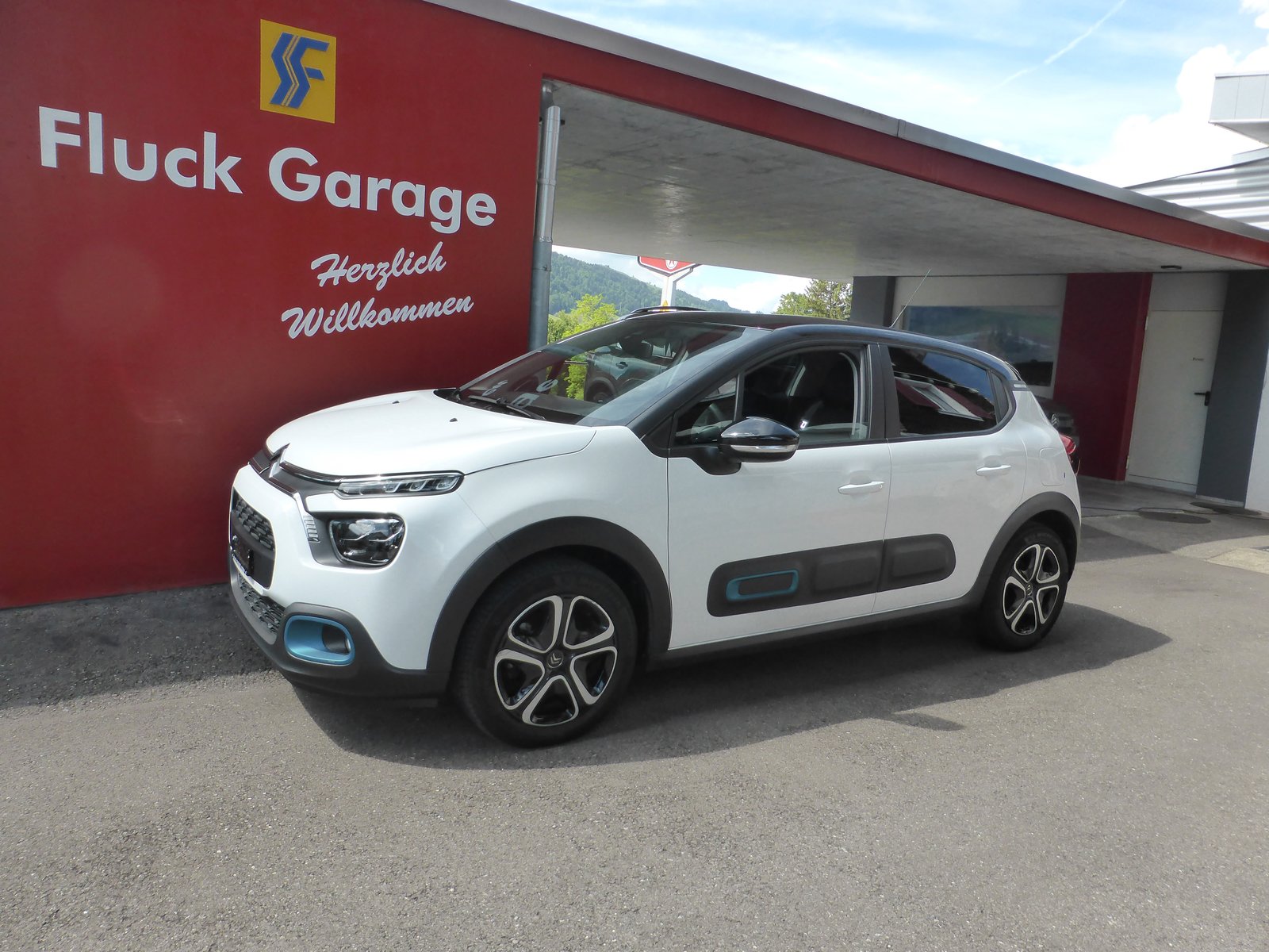 CITROEN C3 1.2i PureTech Swiss Edition EAT6