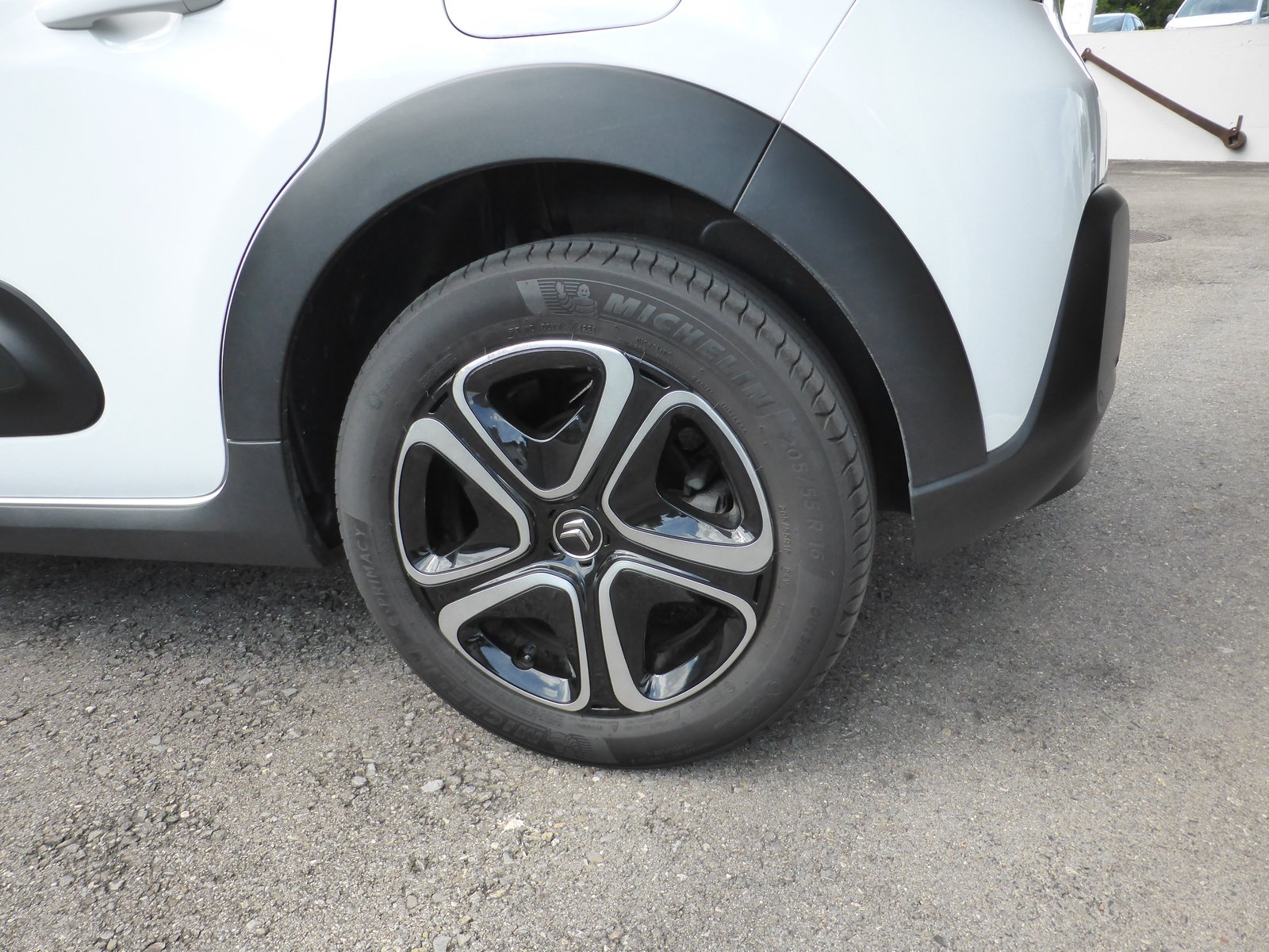 CITROEN C3 1.2i PureTech Swiss Edition EAT6, Benzina, Occasioni / Usate, Automatico - 7