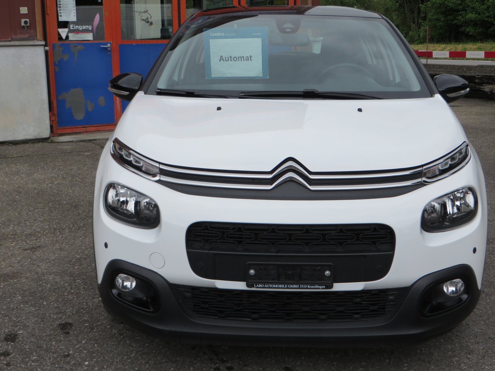 CITROEN C3 1.2i PureTech Shine EAT6, Petrol, Second hand / Used, Automatic - 2