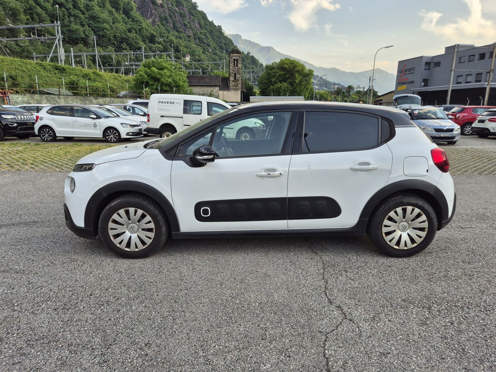 CITROEN C3 1.2i PureTech Shine, Benzin, Occasion / Gebraucht, Handschaltung - 3