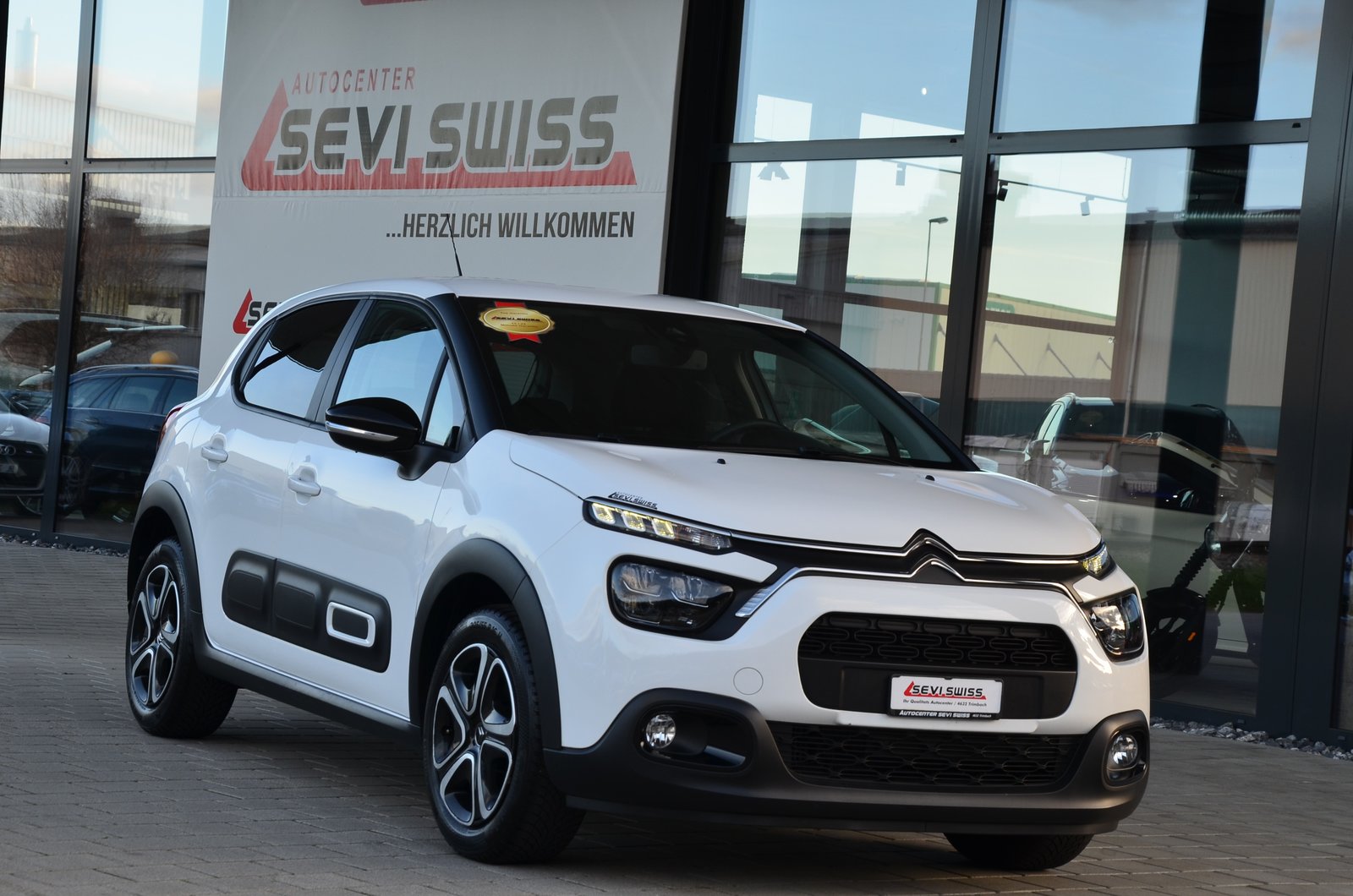 CITROEN C3 1.2i PureTech Swiss Edition EAT6*Frisch ab MFK,1, Benzin, Occasion / Gebraucht, Automatik - 2