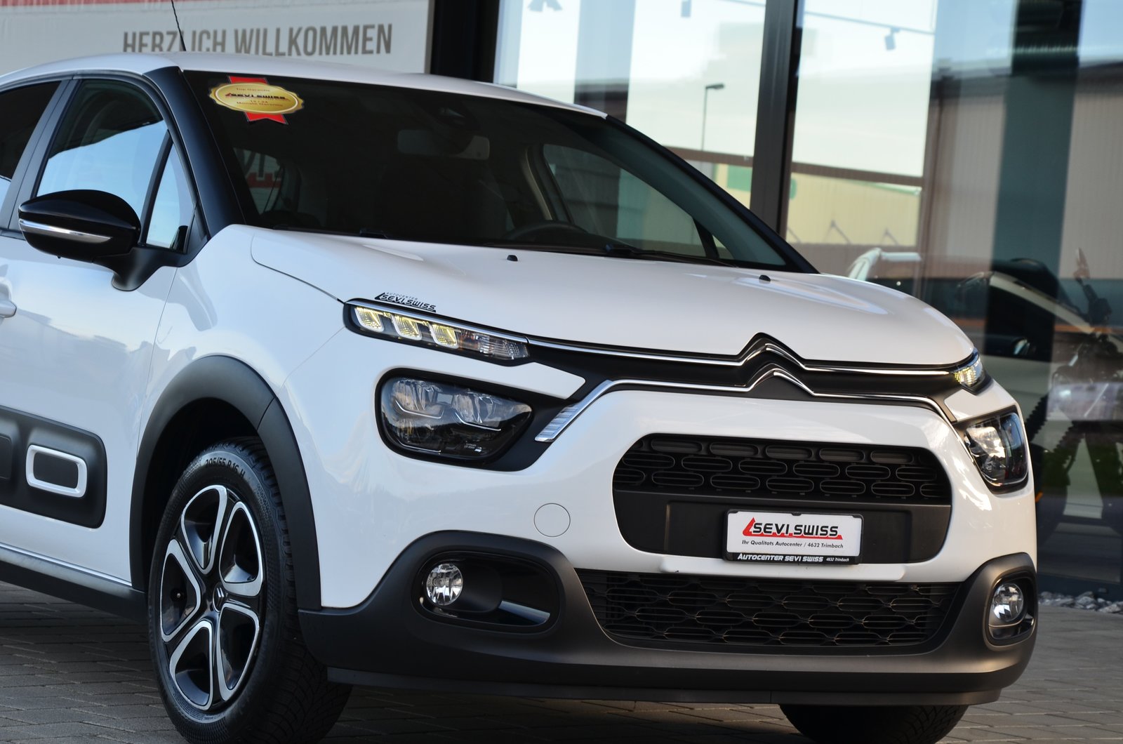 CITROEN C3 1.2i PureTech Swiss Edition EAT6*Frisch ab MFK,1, Benzin, Occasion / Gebraucht, Automatik - 3