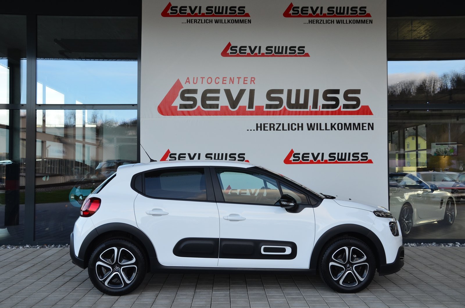 CITROEN C3 1.2i PureTech Swiss Edition EAT6*Frisch ab MFK,1, Benzin, Occasion / Gebraucht, Automatik - 4
