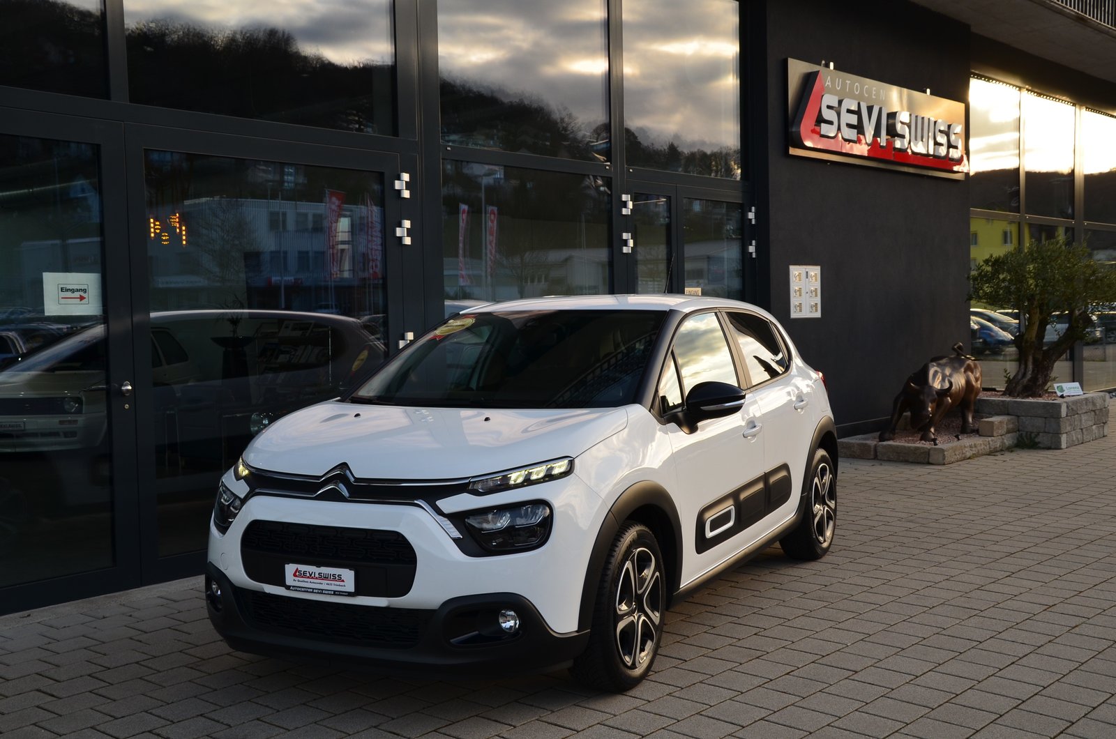 CITROEN C3 1.2i PureTech Swiss Edition EAT6*Frisch ab MFK,1, Benzin, Occasion / Gebraucht, Automatik - 7