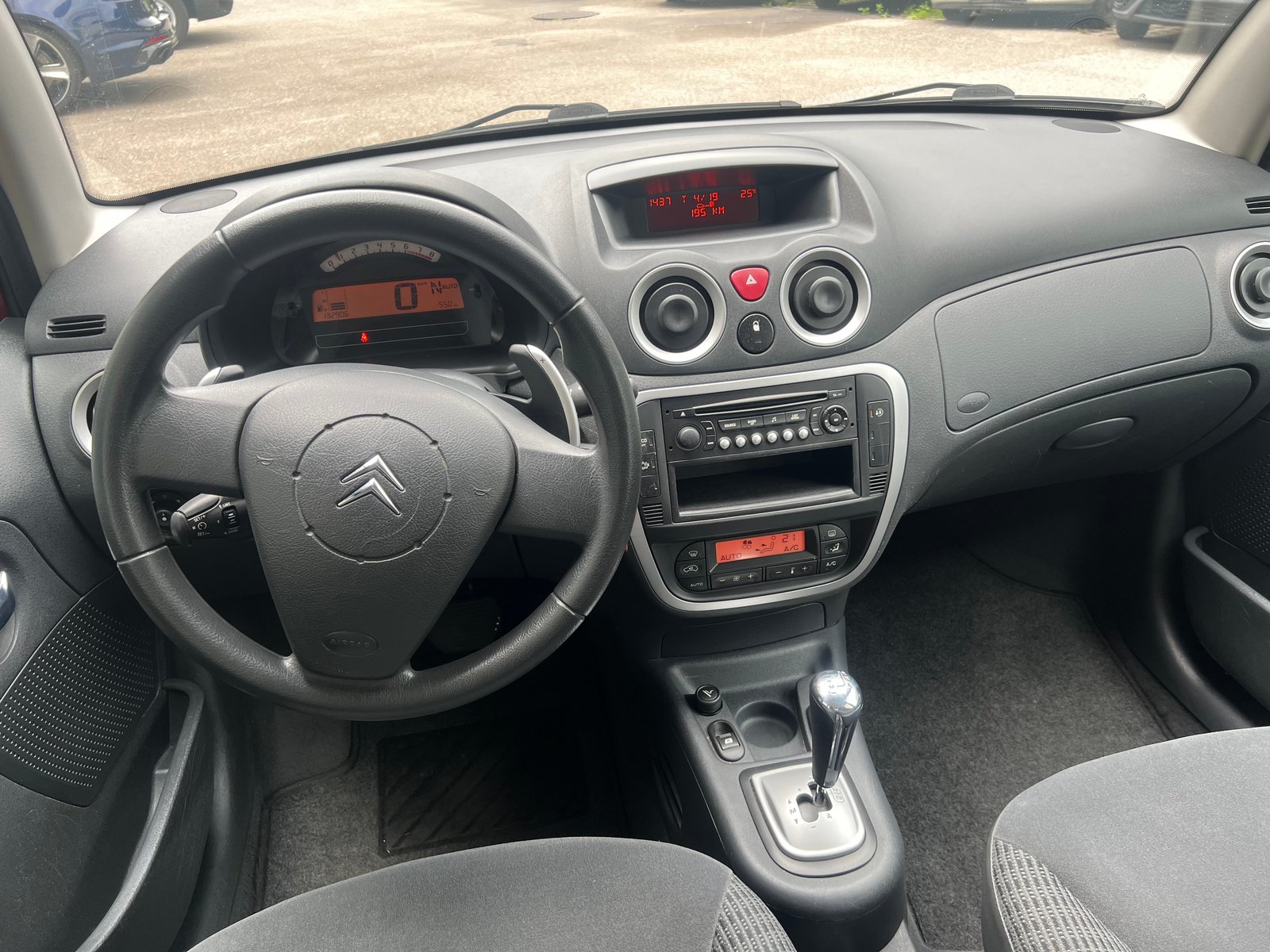 CITROEN C3 1.4i 16V StopStart Sensodrive, Benzin, Occasion / Gebraucht, Automatik - 7