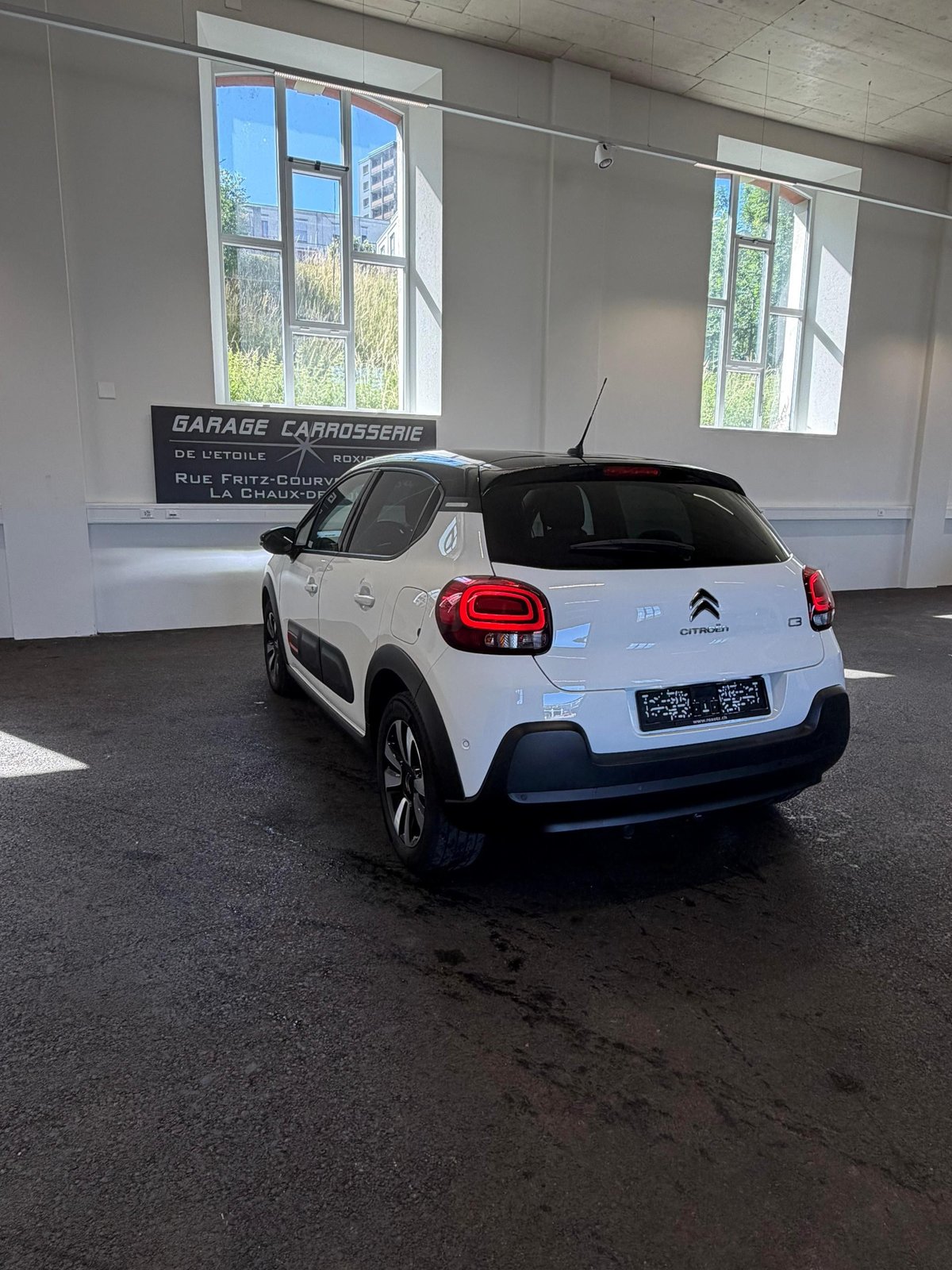 CITROEN C3 1.2i PureTech Shine, Petrol, Second hand / Used, Manual - 6