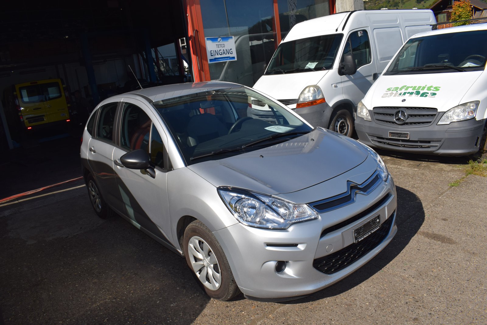 CITROEN C3 1.2i Attraction, Petrol, Second hand / Used, Manual - 2