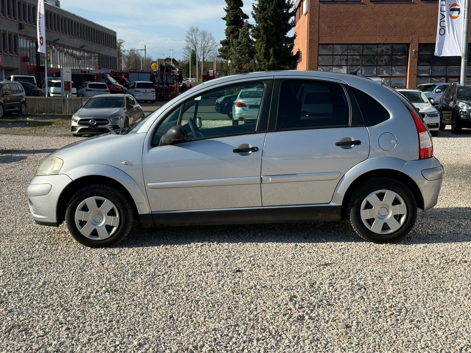 CITROEN C3 1.4i Edition, Petrol, Second hand / Used, Manual - 4
