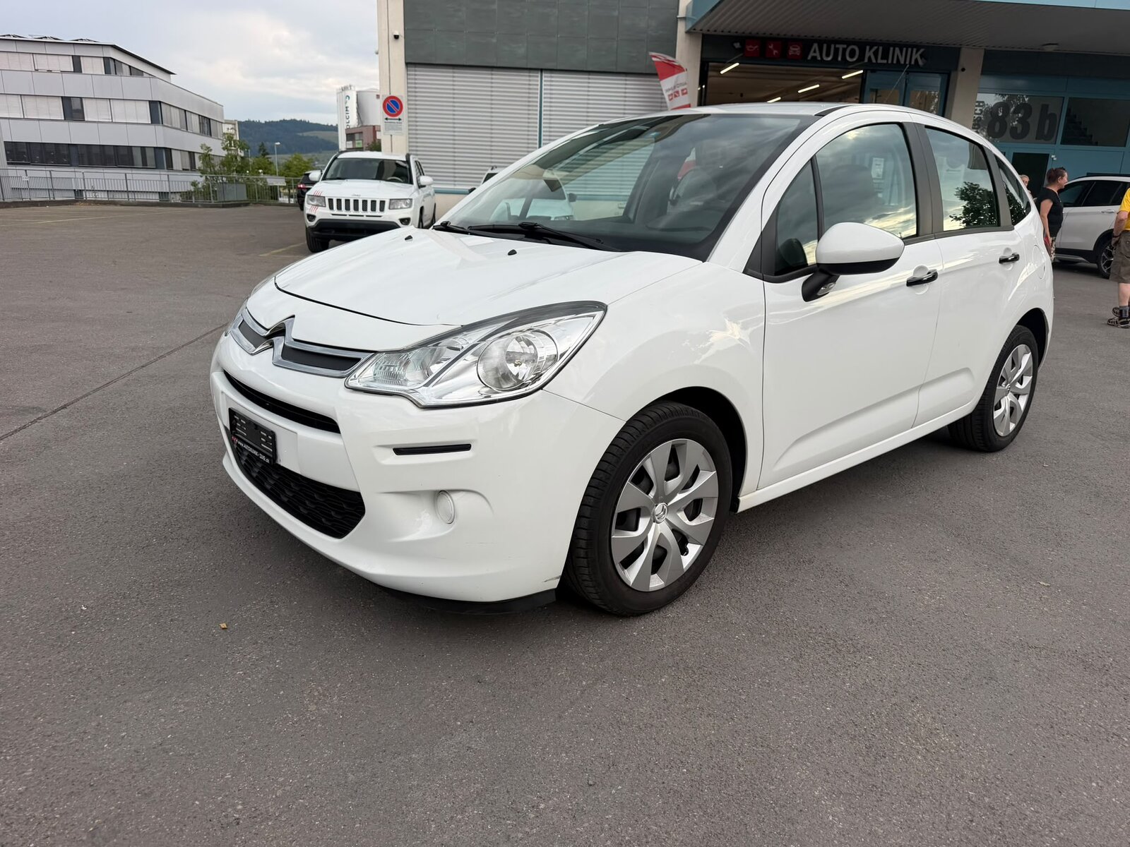 CITROEN C3 1.2i Exclusive, Petrol, Second hand / Used, Manual - 2