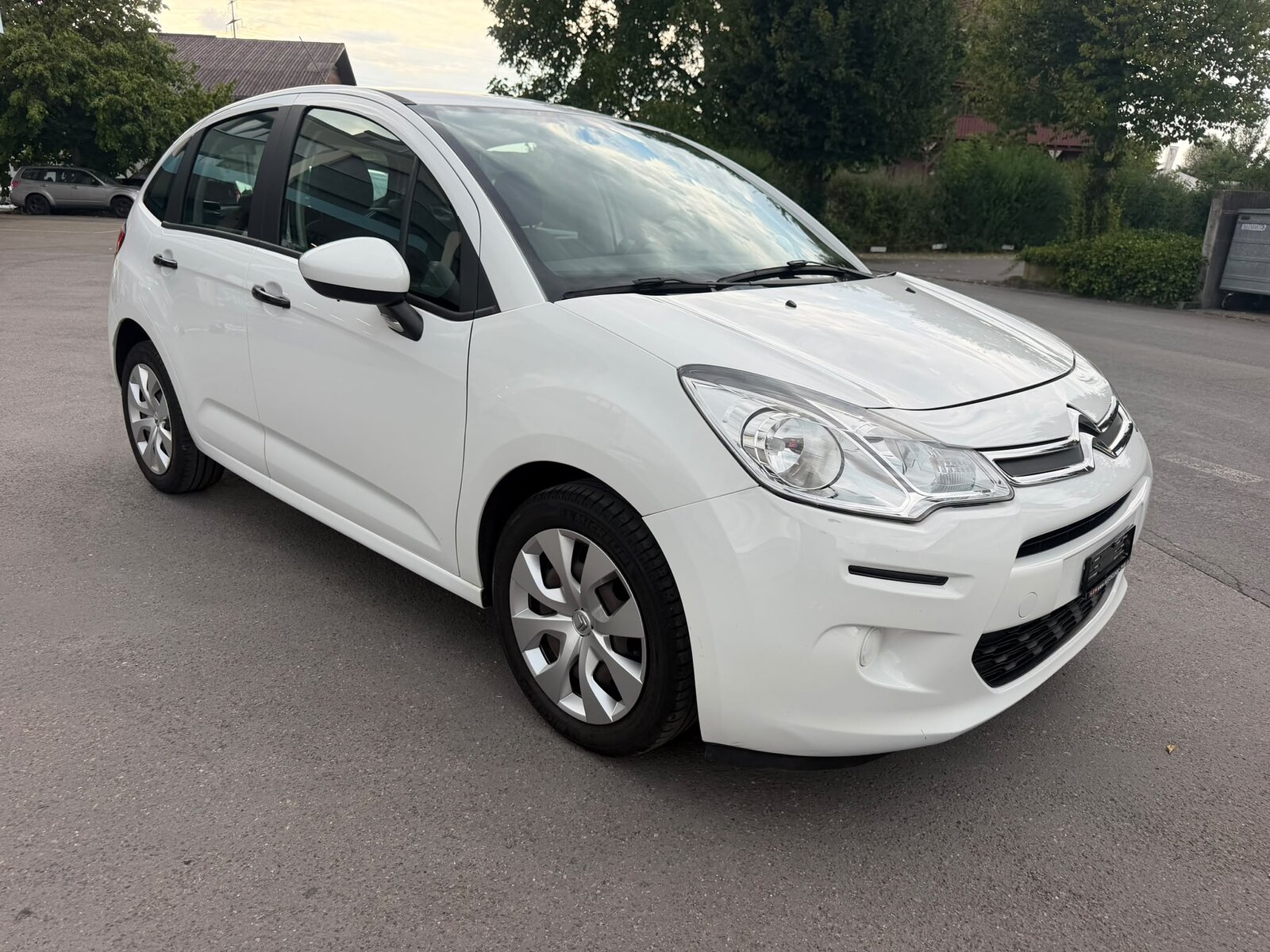 CITROEN C3 1.2i Exclusive, Petrol, Second hand / Used, Manual - 4