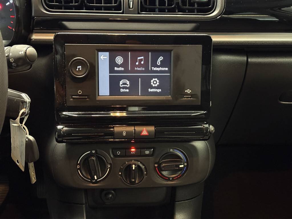 CITROEN C3 1.2i PureTech You, Petrol, Second hand / Used, Manual - 6