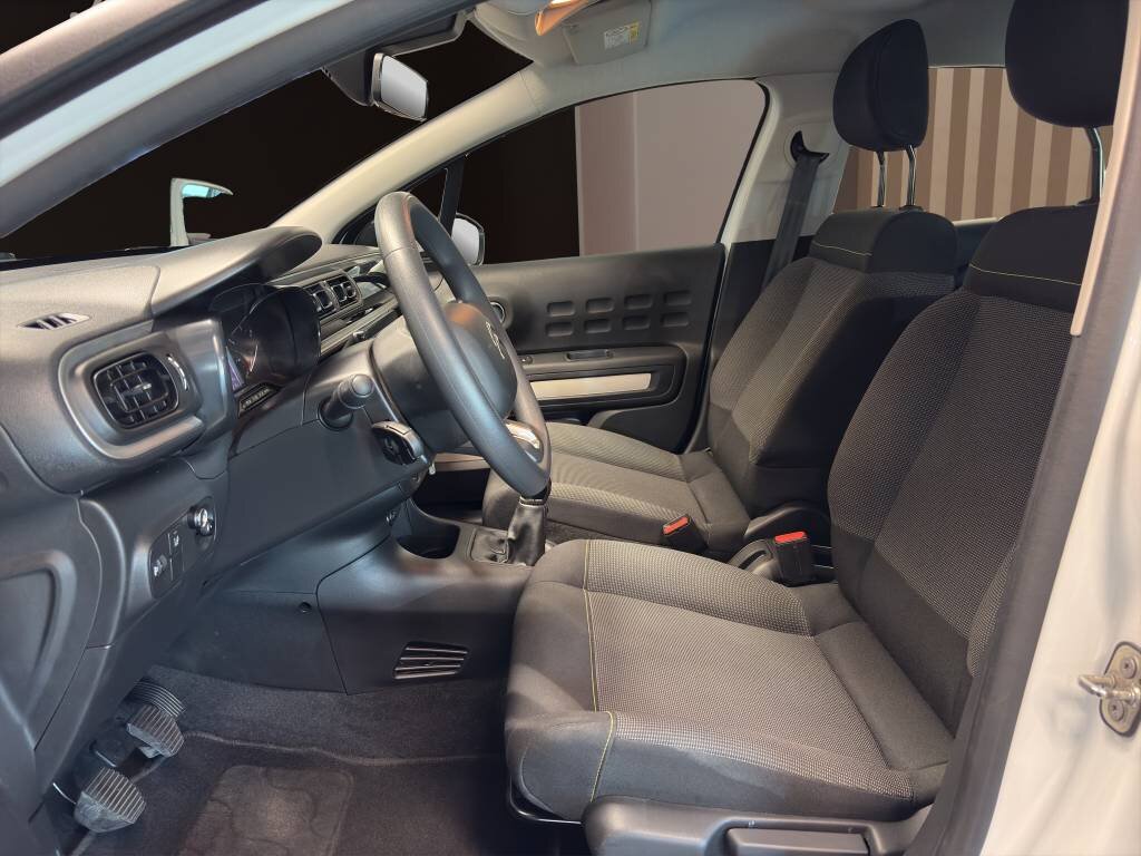 CITROEN C3 1.2i PureTech You, Petrol, Second hand / Used, Manual - 7