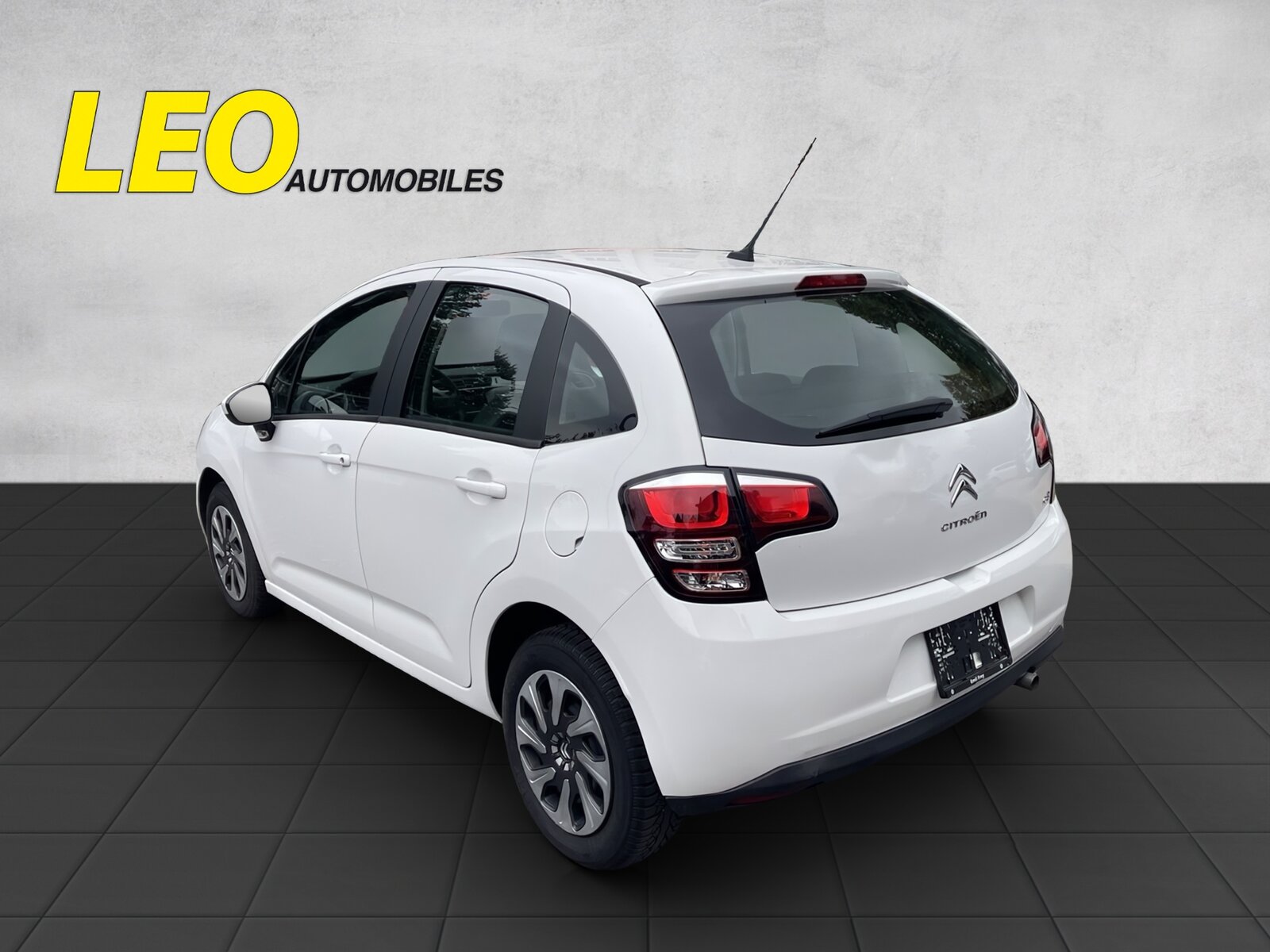 CITROEN C3 1.2i Exclusive ETG5, Essence, Occasion / Utilisé, Automatique - 3