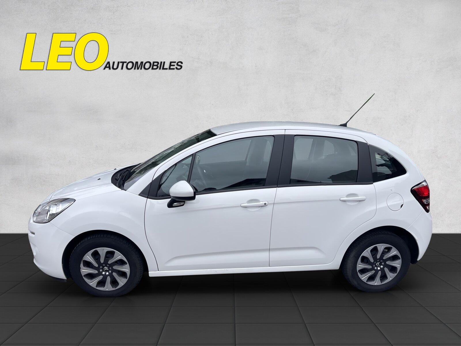 CITROEN C3 1.2i Exclusive ETG5, Essence, Occasion / Utilisé, Automatique - 5