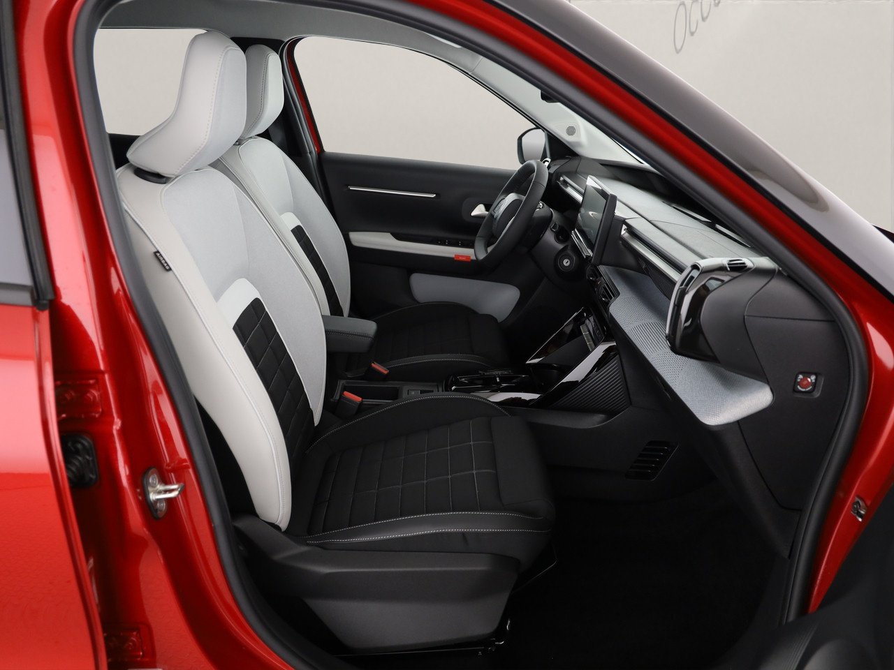 CITROEN C3 1.2 Hybrid Max, Mild-Hybrid Petrol/Electric, New car, Automatic - 7