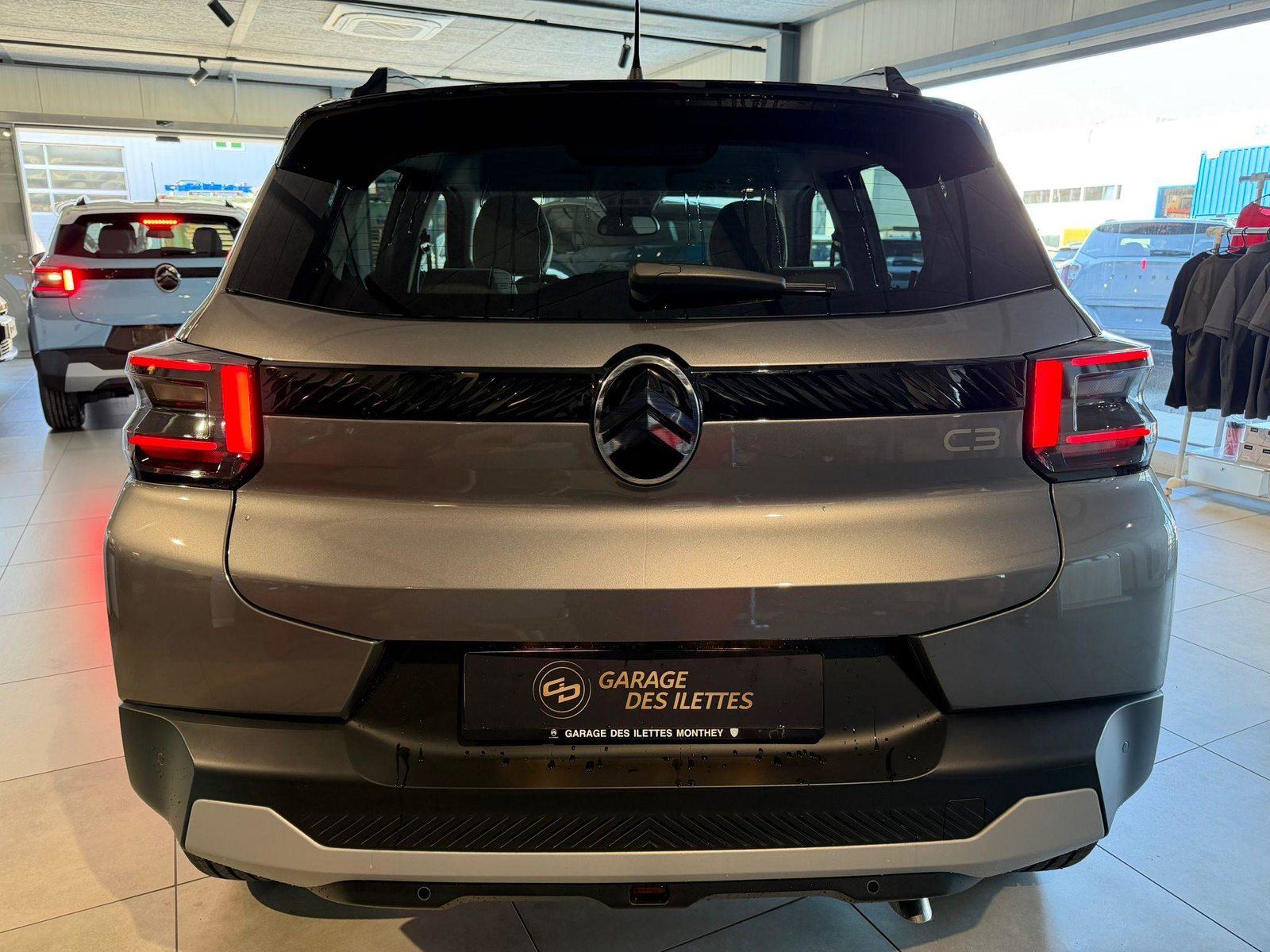 CITROEN C3 1.2 Hybrid Max, Hybride Léger Essence/Électricité, Voiture nouvelle, Automatique - 3
