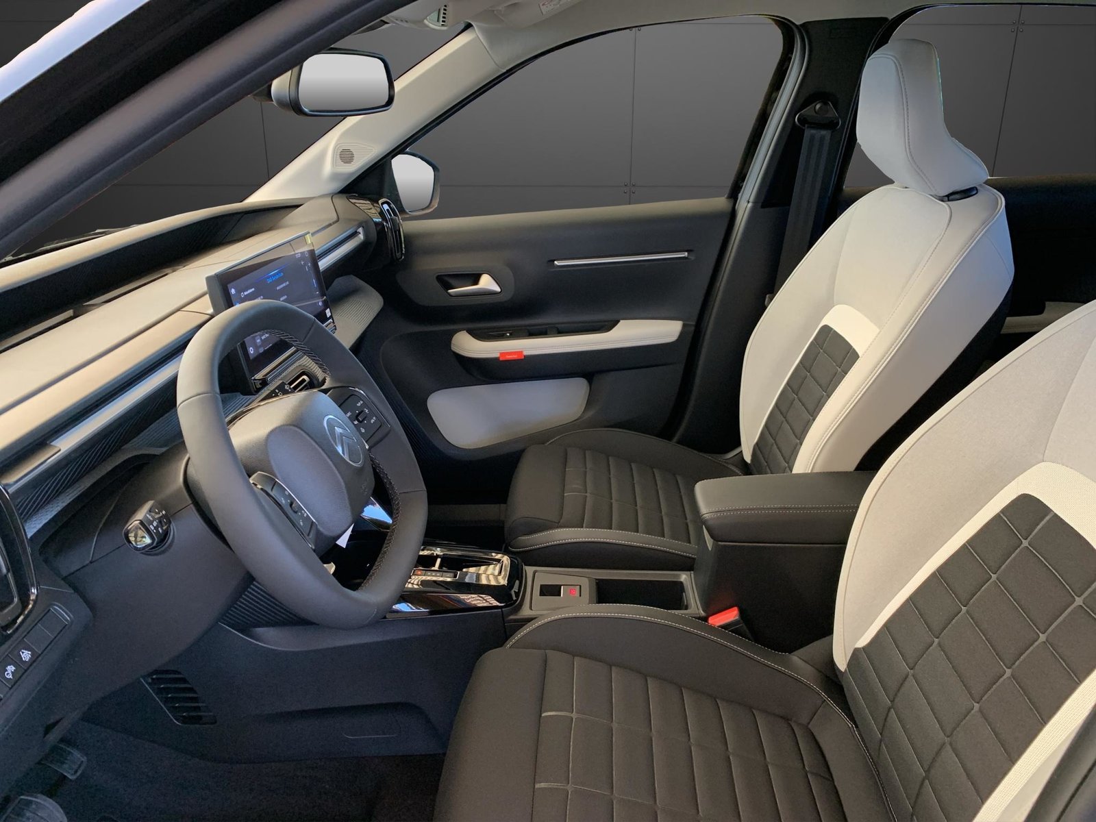 CITROEN C3 1.2 Hybrid Max, Mild-Hybrid Benzin/Elektro, Neuwagen, Automatik - 3