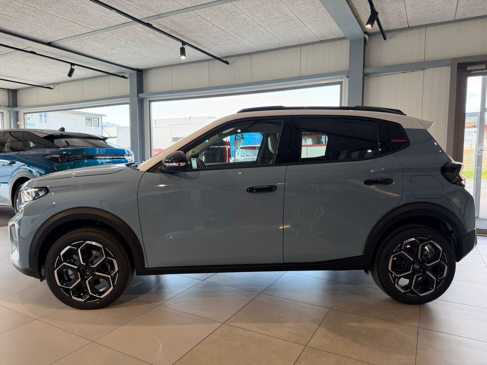 CITROEN C3 1.2 Hybrid Max, Mild-Hybrid Benzin/Elektro, Neuwagen, Automatik - 2