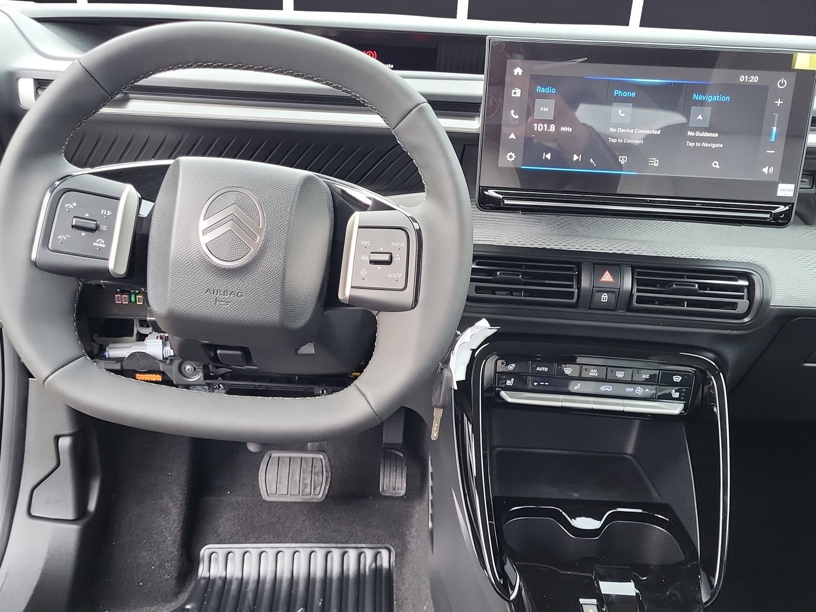 CITROEN C3 1.2 MHEV Tricolore DCS6, Mild-Hybrid Benzin/Elektro, Neuwagen, Automatik - 7