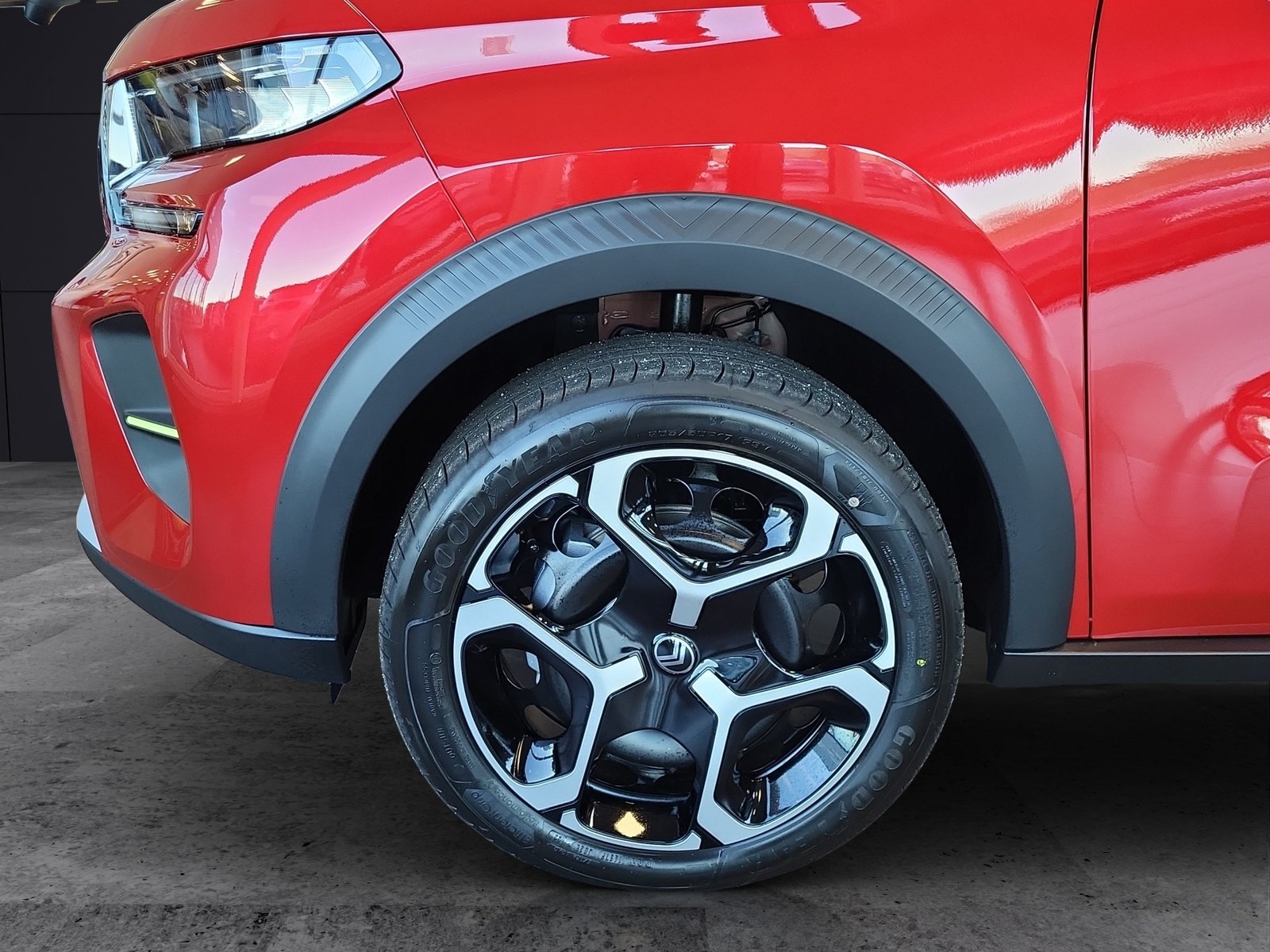 CITROEN C3 1.2 MHEV Plus DCS6, Hybride Léger Essence/Électricité, Voiture nouvelle, Automatique - 4