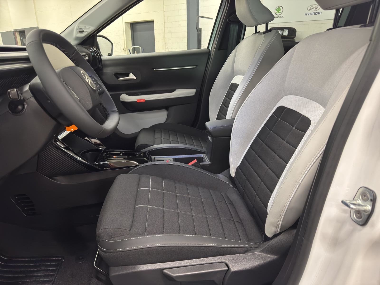 CITROEN C3 1.2 Hybrid Edition Tricolore Automat, Mild-Hybrid Benzin/Elektro, Neuwagen, Automatik - 6