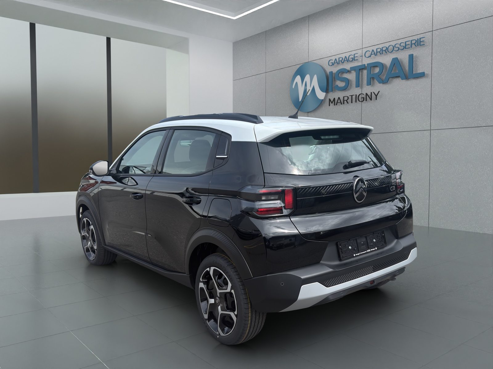 CITROEN C3 1.2 Hybrid Tonic, Mild-Hybrid Petrol/Electric, New car, Automatic - 3