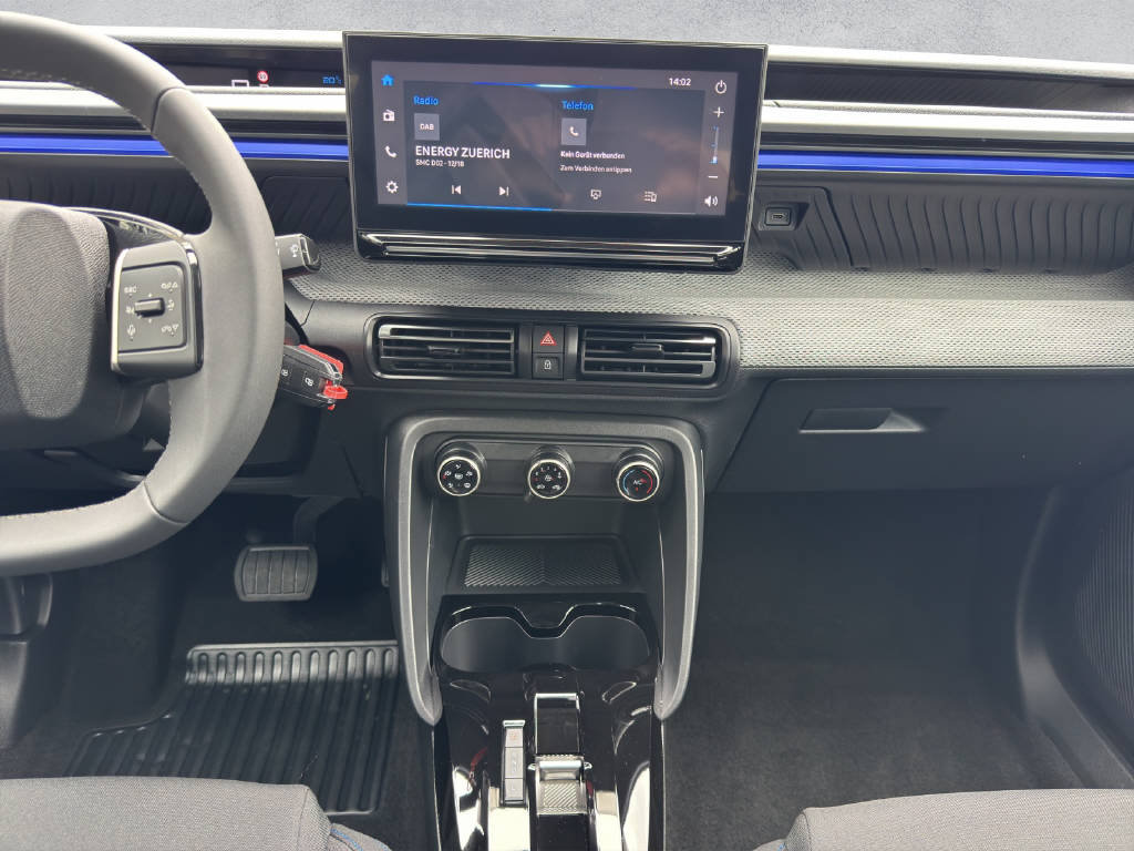 CITROEN C3 1.2 Hybrid Plus, Mild-Hybrid Petrol/Electric, New car, Automatic - 7