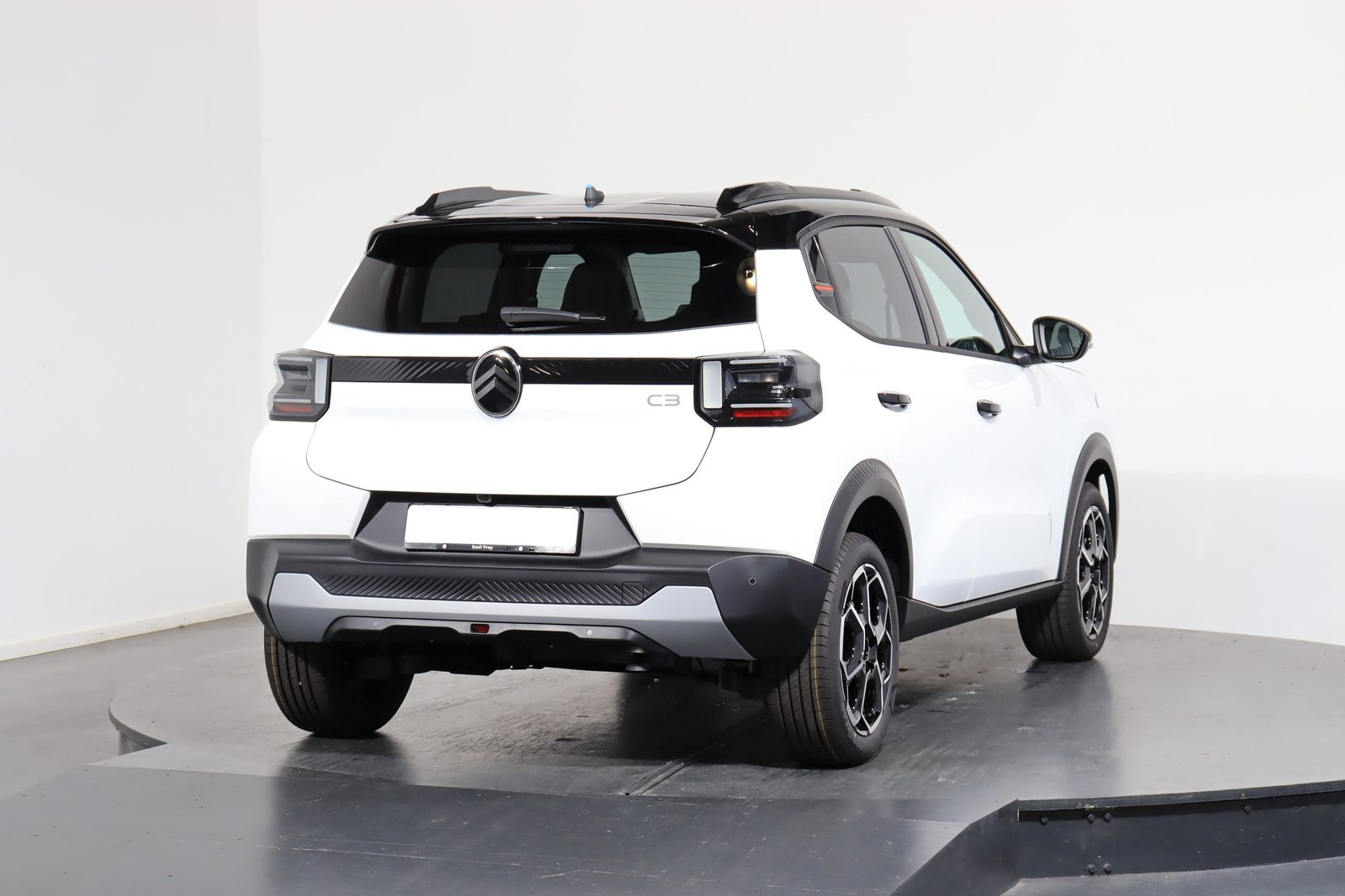 CITROEN C3 1.2 Hybrid Edition Tricolore, Mild-Hybrid Petrol/Electric, New car, Automatic - 3