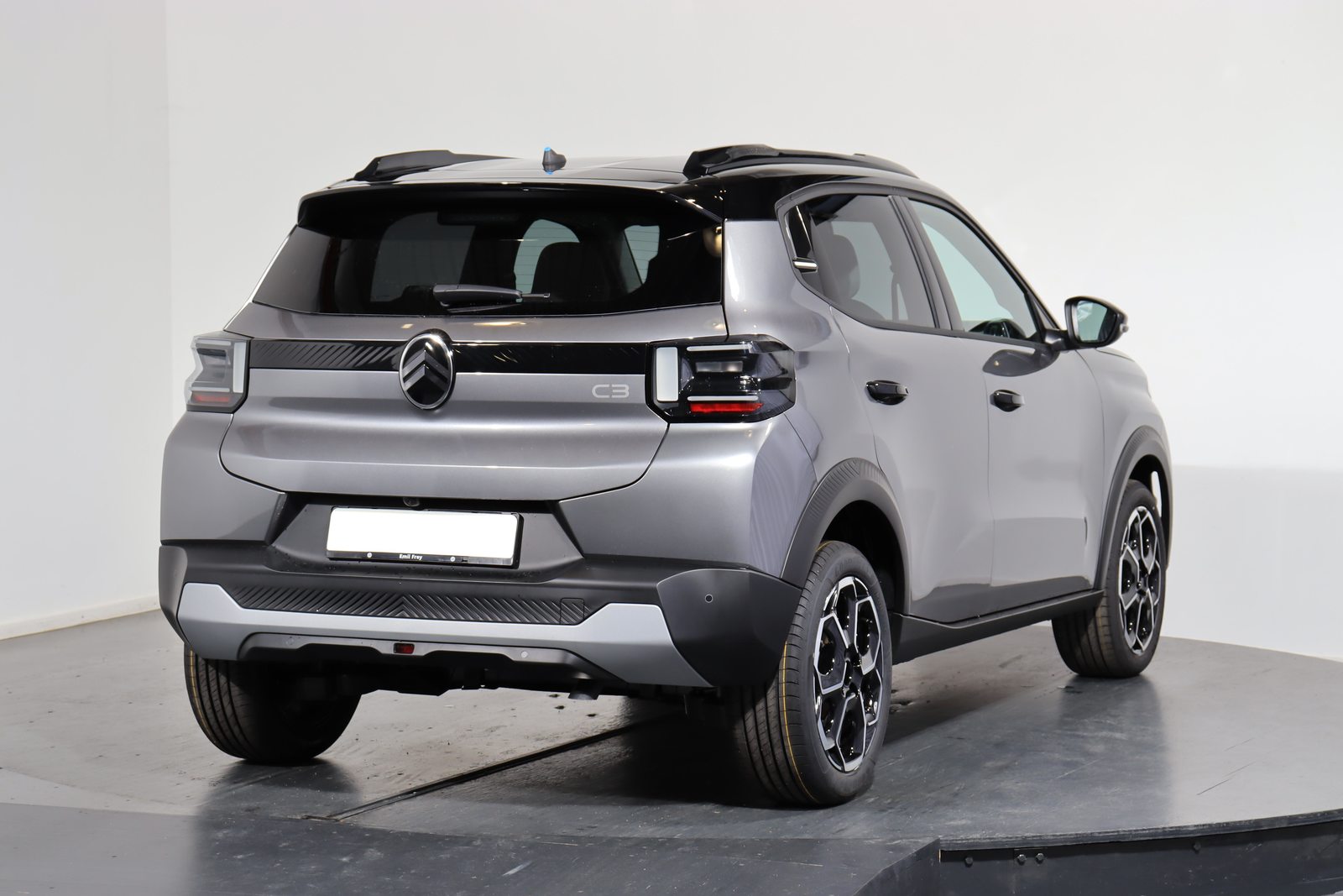 CITROEN C3 1.2 Hybrid Max, Mild-Hybrid Petrol/Electric, New car, Automatic - 3
