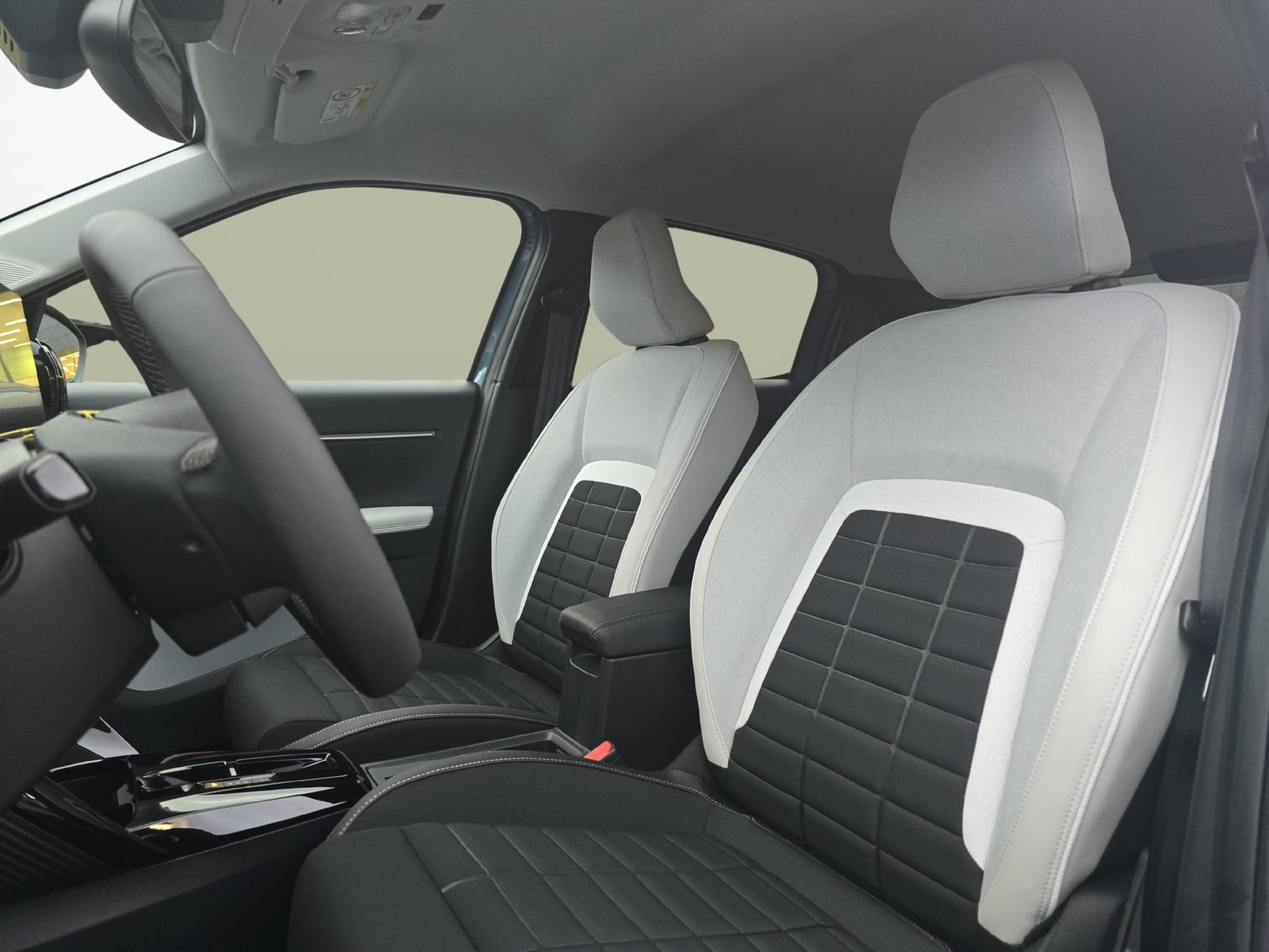 CITROEN C3 1.2 Hybrid Max, Mild-Hybrid Benzin/Elektro, Neuwagen, Automatik - 4