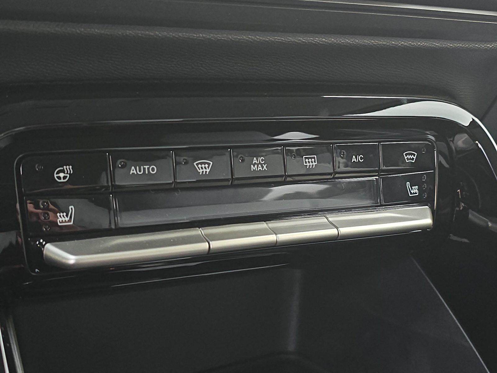 CITROEN C3 1.2 Hybrid Max, Mild-Hybrid Benzin/Elektro, Neuwagen, Automatik - 7