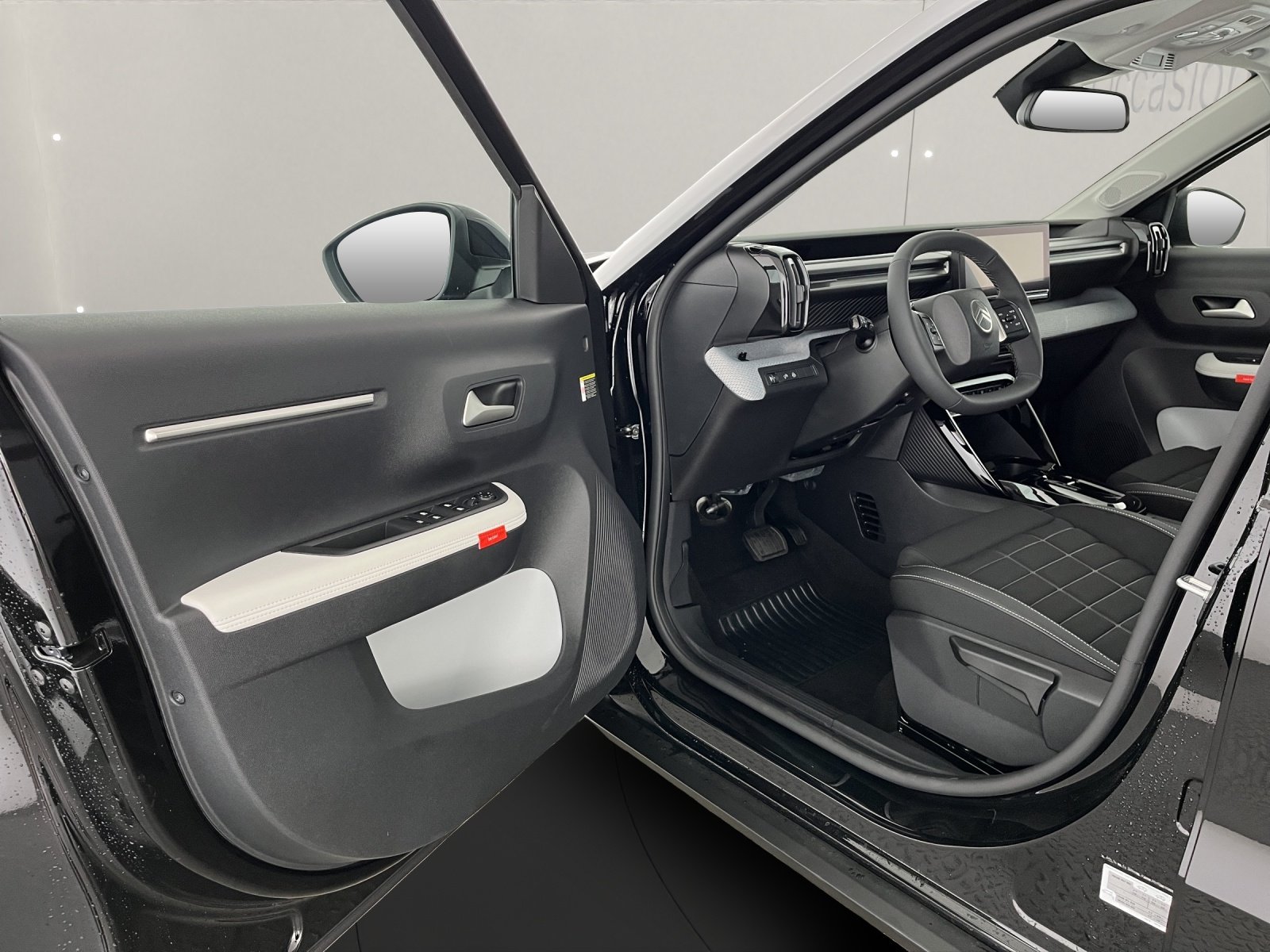 CITROEN C3 1.2 Hybrid Max, Mild-Hybrid Petrol/Electric, New car, Automatic - 7