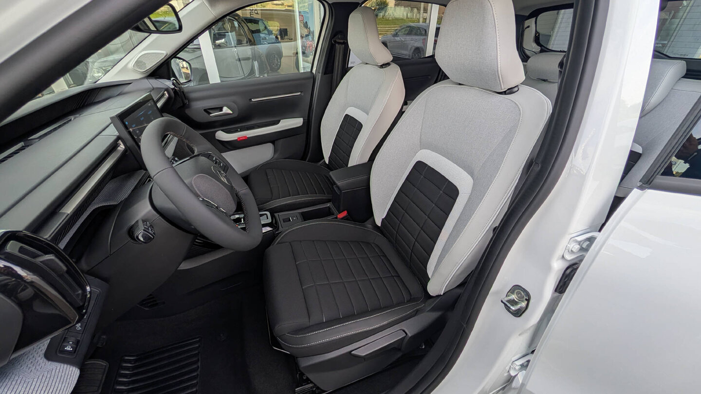 CITROEN C3 1.2 Hybrid Max, Hybride Leggero Benzina/Elettrica, Auto nuove, Automatico - 7