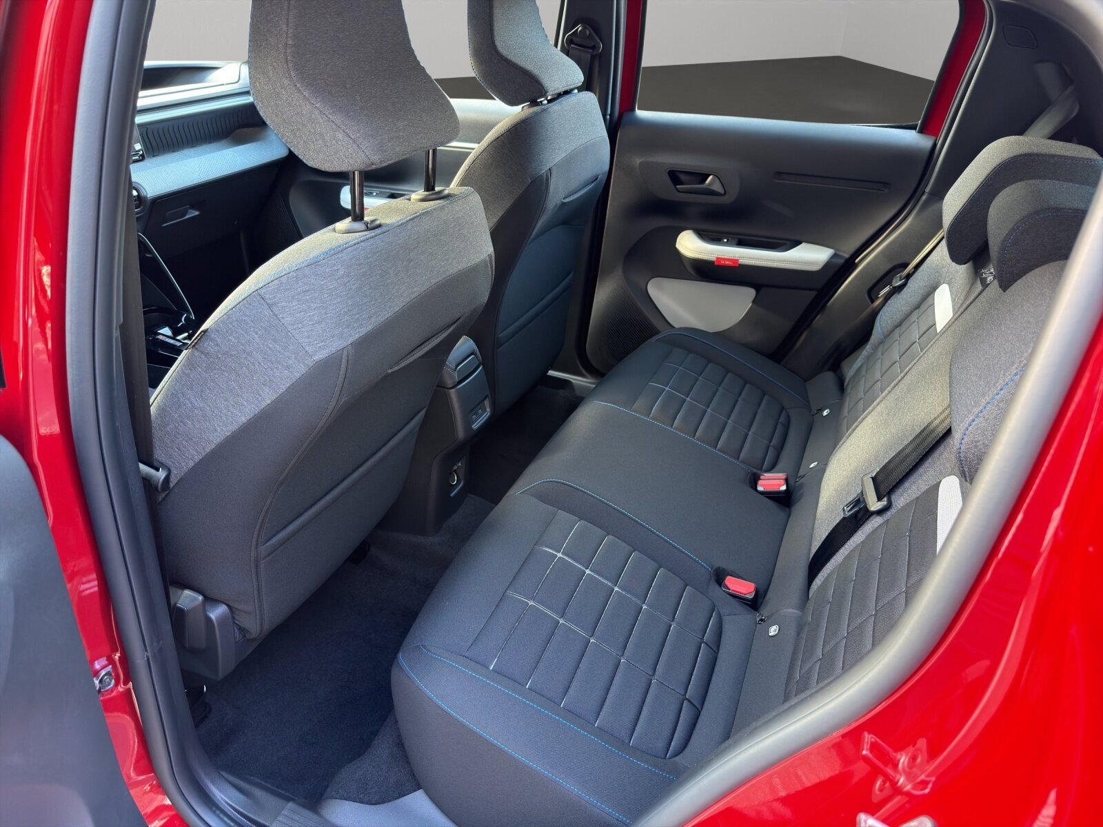 CITROEN C3 1.2 Hybrid Tonic+, Hybride Integrale Benzina/Elettrica, Auto nuove, Automatico - 5