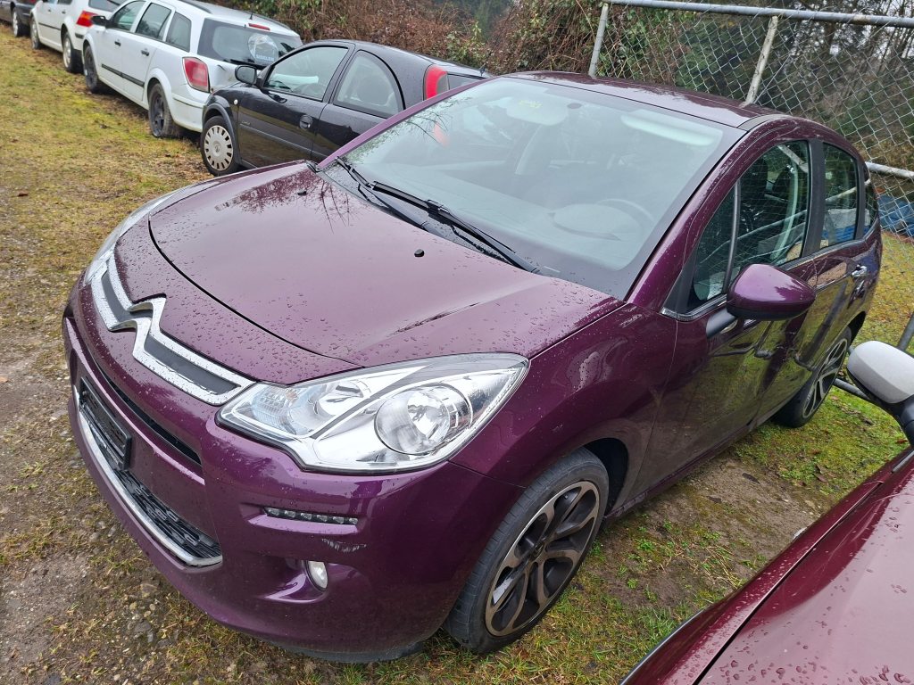 CITROEN C3 1.2 PureTech Attraction, Petrol, Second hand / Used, Manual - 2
