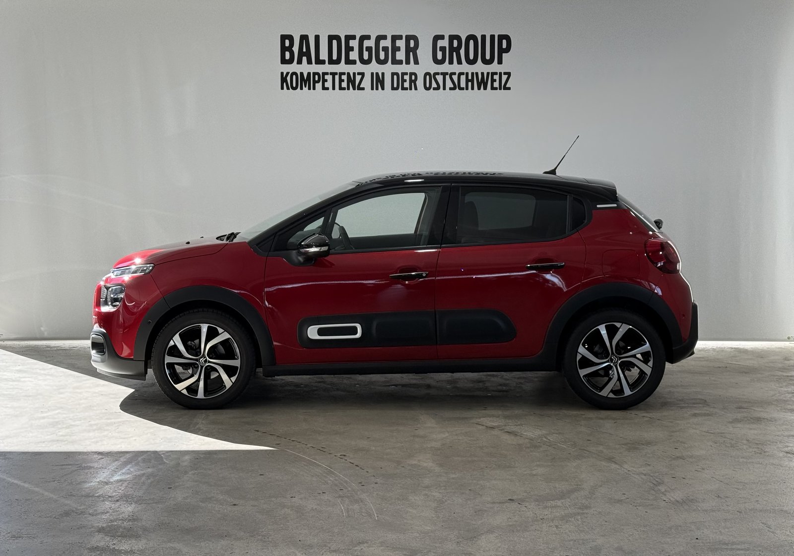 CITROEN C3 1.2 PureTech Shine, Essence, Occasion / Utilisé, Automatique - 2