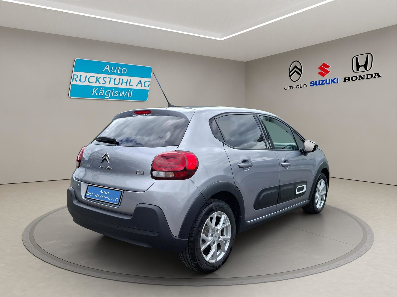 CITROEN C3 1.2 PureTech Swiss Edition, Petrol, Second hand / Used, Automatic - 4