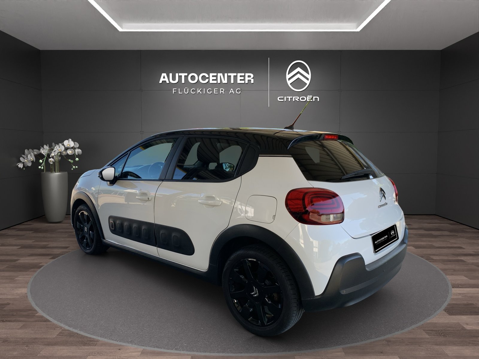 CITROEN C3 1.2 PureTech Origins, Petrol, Second hand / Used, Automatic - 2