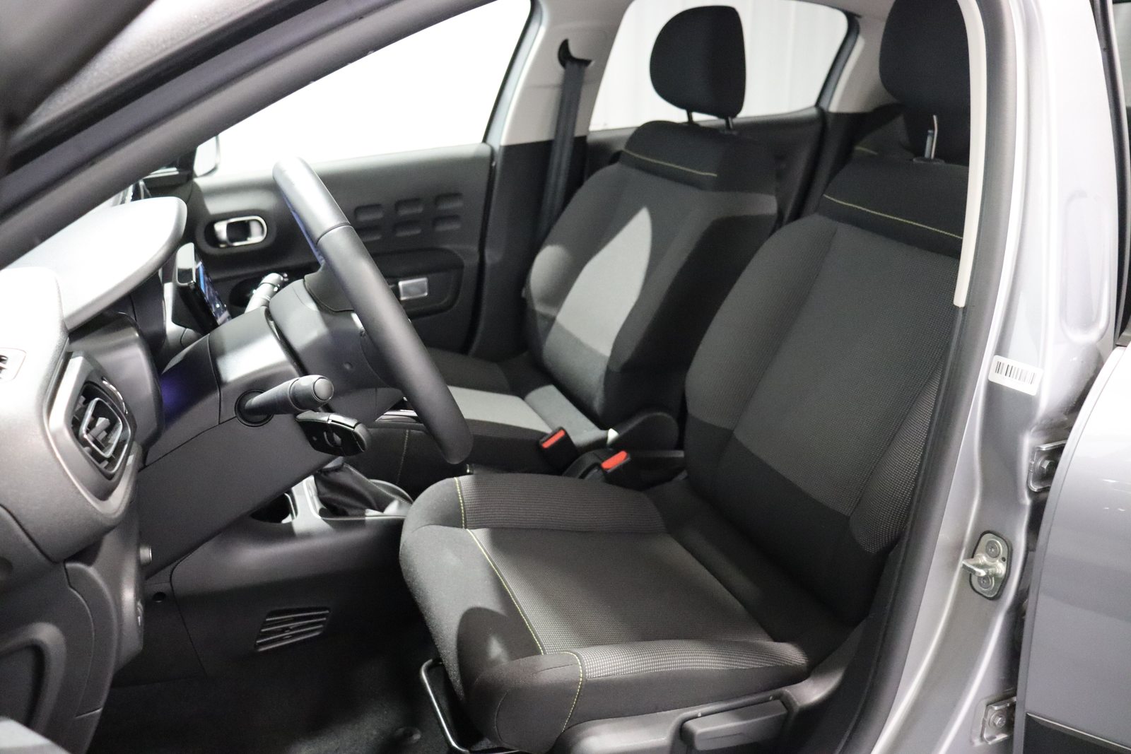 CITROEN C3 1.2 PureTech Swiss Edition+, Petrol, Second hand / Used, Automatic - 5