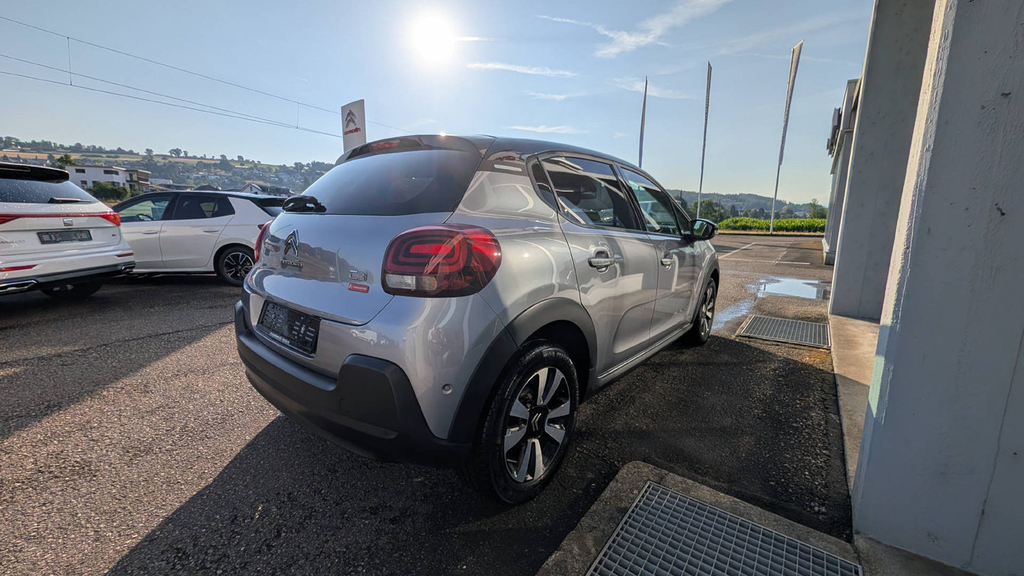 CITROEN C3 1.2 PureTech Swiss Edition+, Petrol, Second hand / Used, Automatic - 3