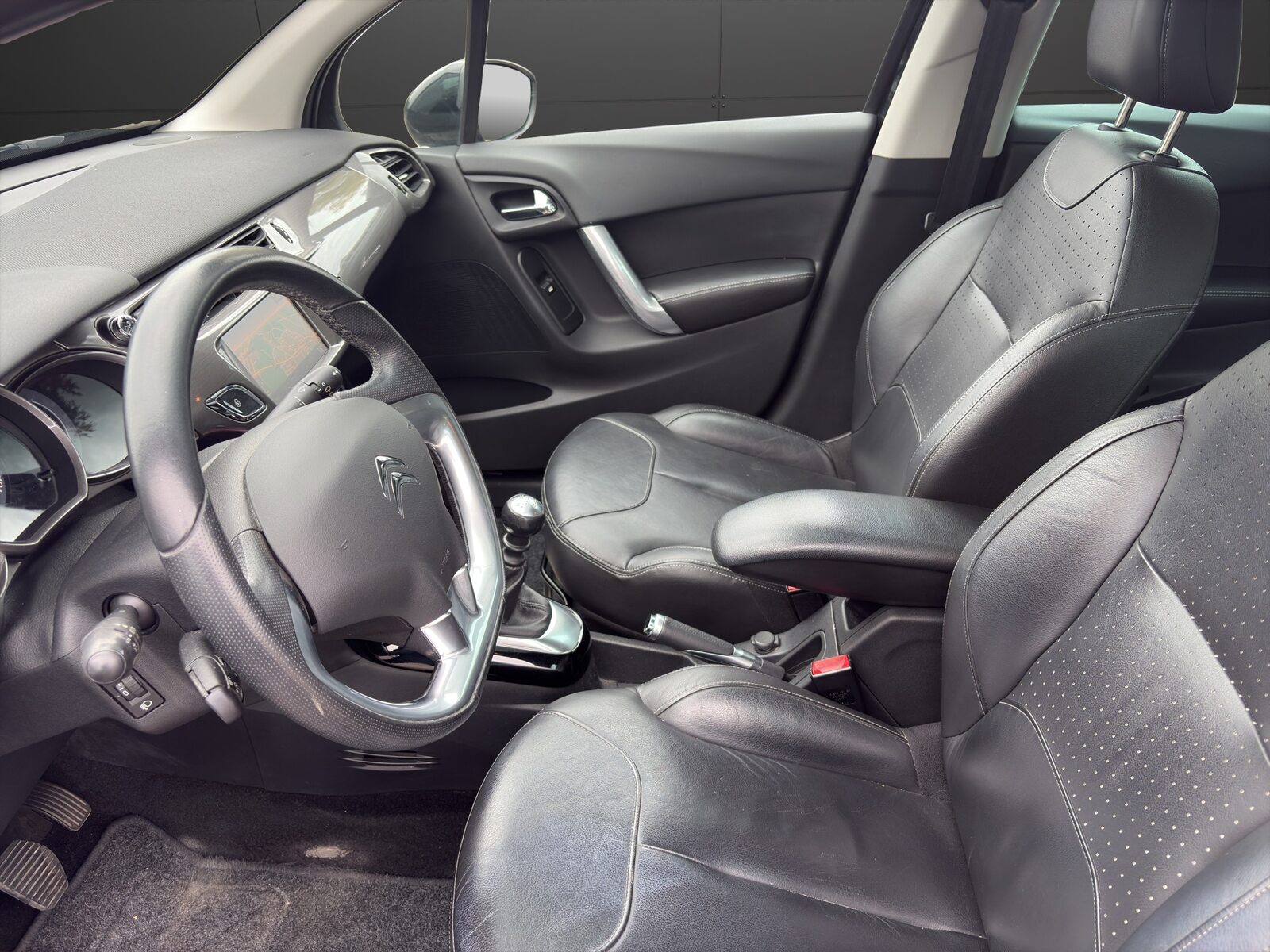 CITROEN C3 1.6 HDi 110 Exclusive, Diesel, Occasion / Gebraucht, Handschaltung - 3