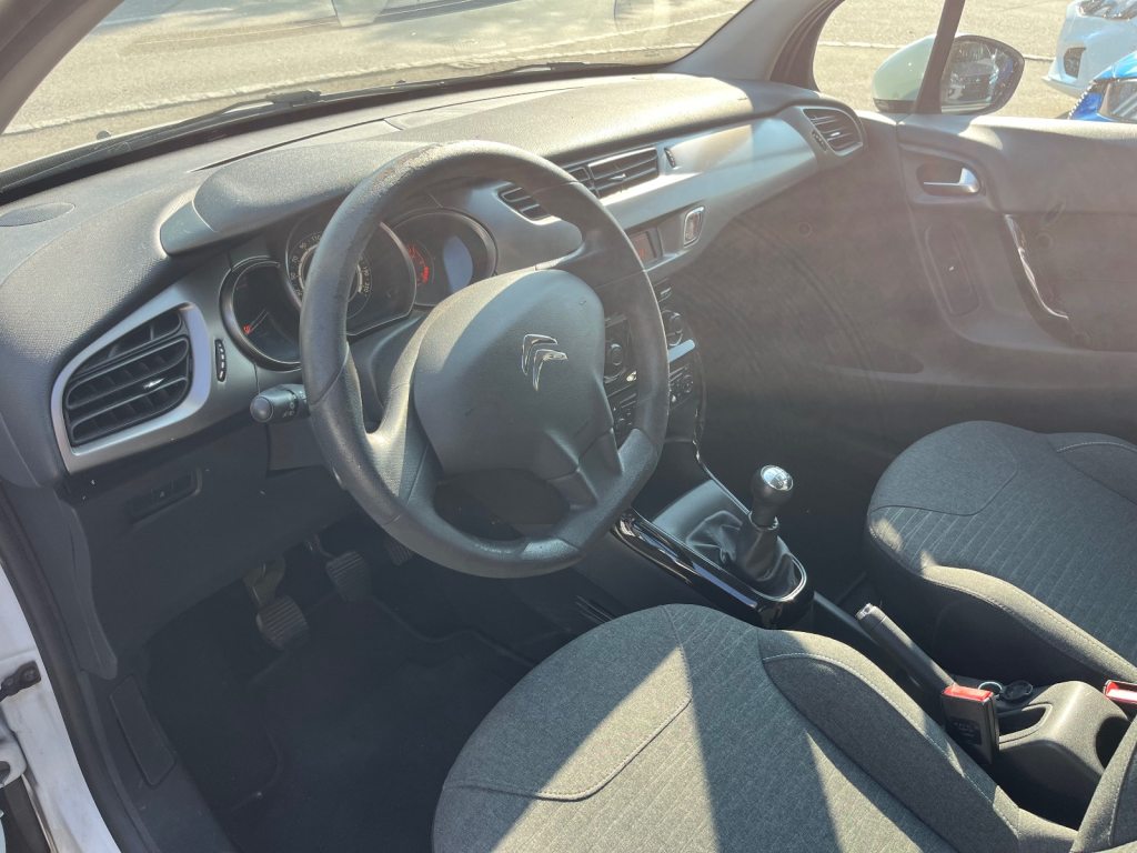 CITROEN 1.2 PureTech Feel Edition, Essence, Occasion / Utilisé, Manuelle - 6