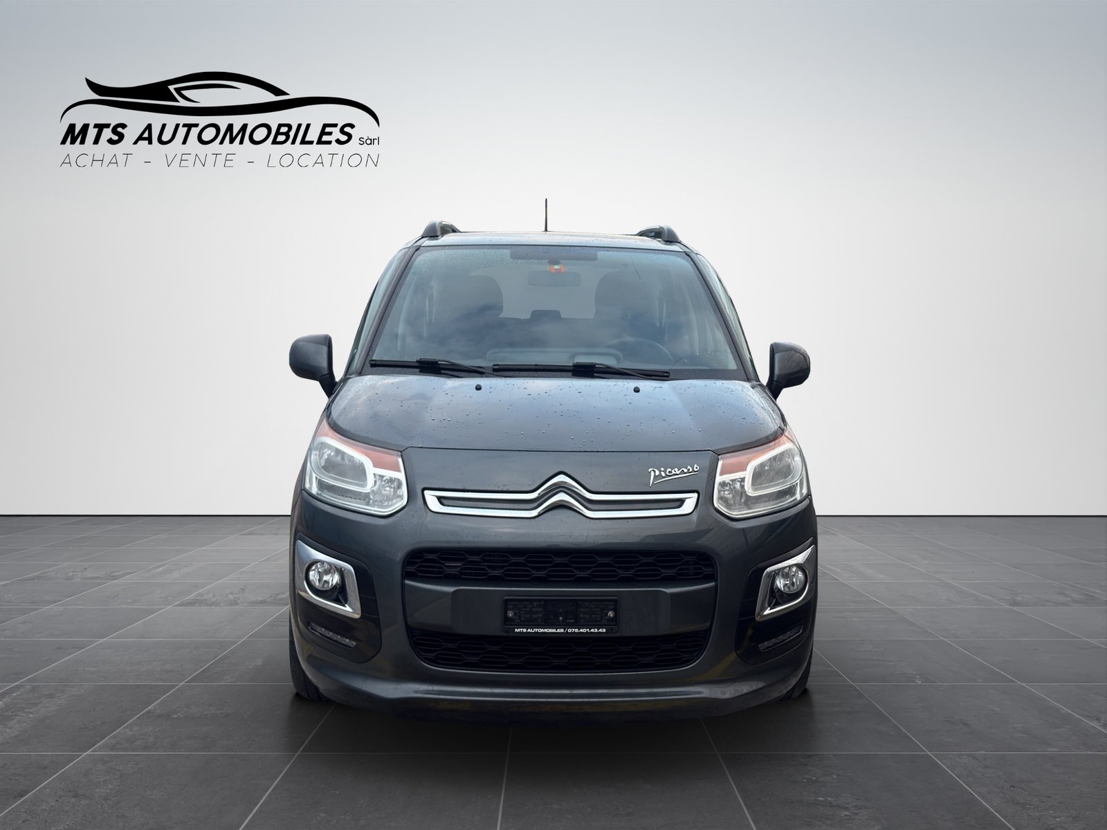 CITROEN C3 Picasso 1.2, Essence, Occasion / Utilisé, Manuelle - 2