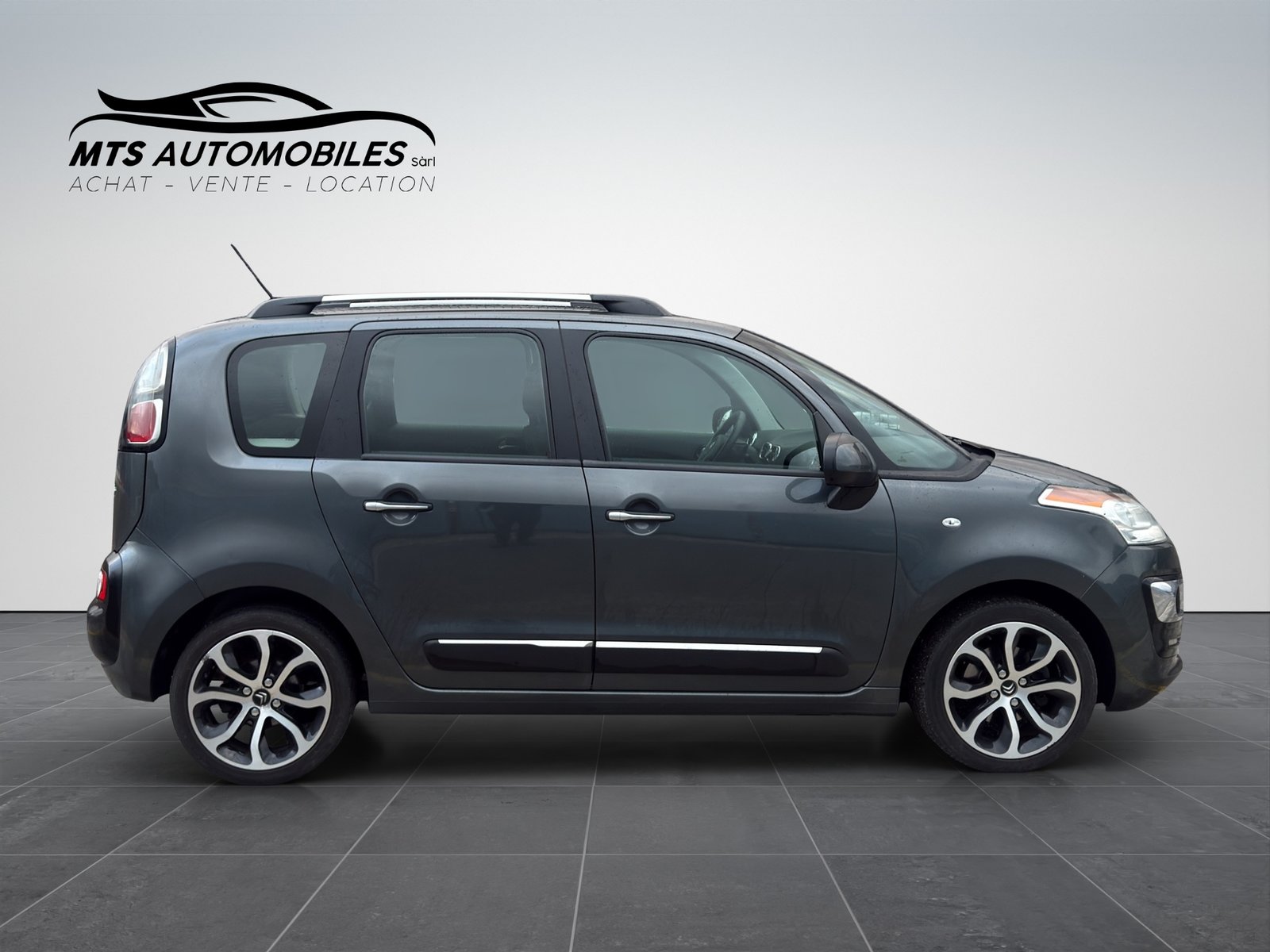 CITROEN C3 Picasso 1.2, Essence, Occasion / Utilisé, Manuelle - 7