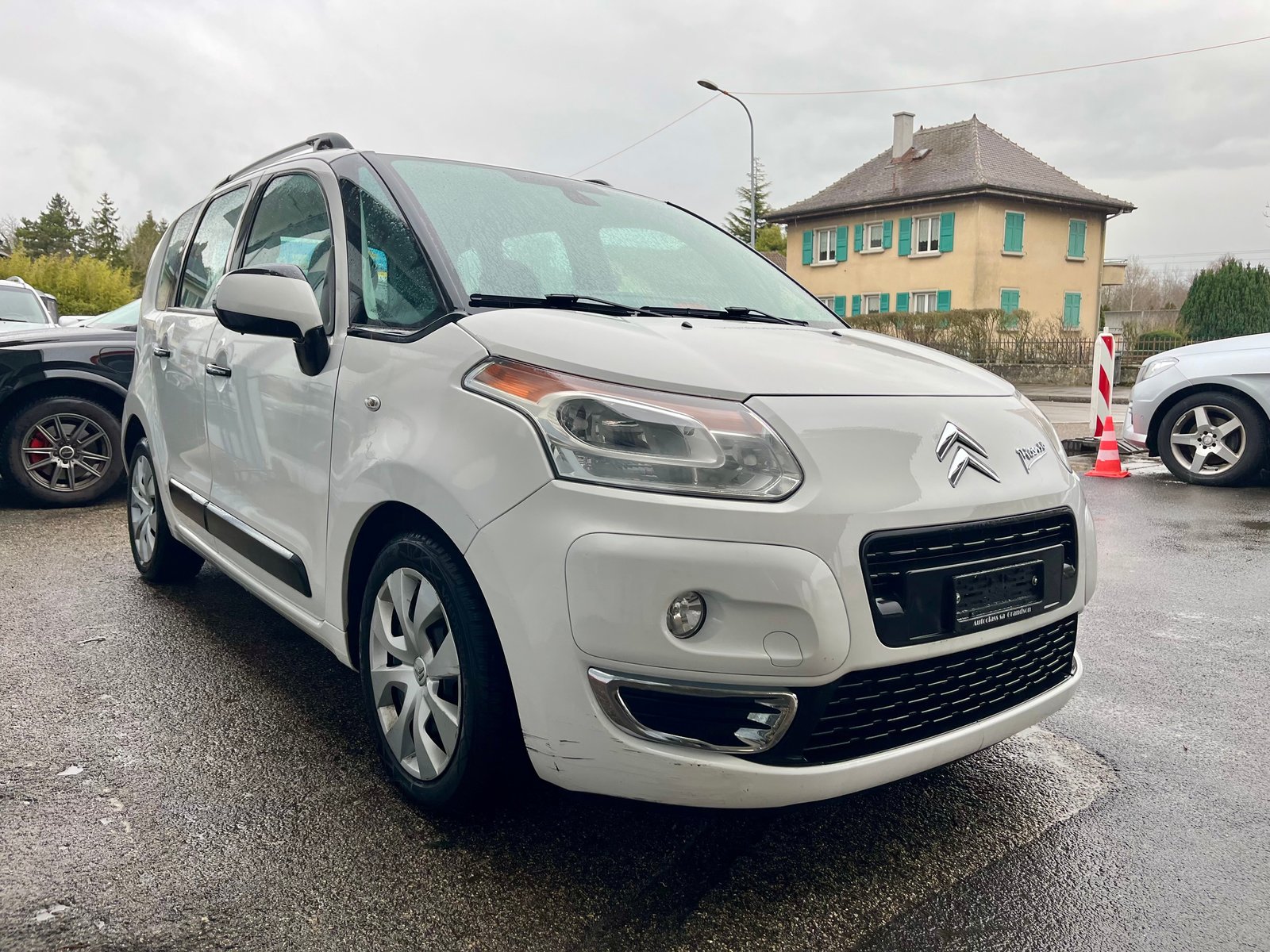 CITROEN C3 Picasso 1.6i 16V Exclusive EGS6, Benzin, Occasion / Gebraucht, Automatik - 4